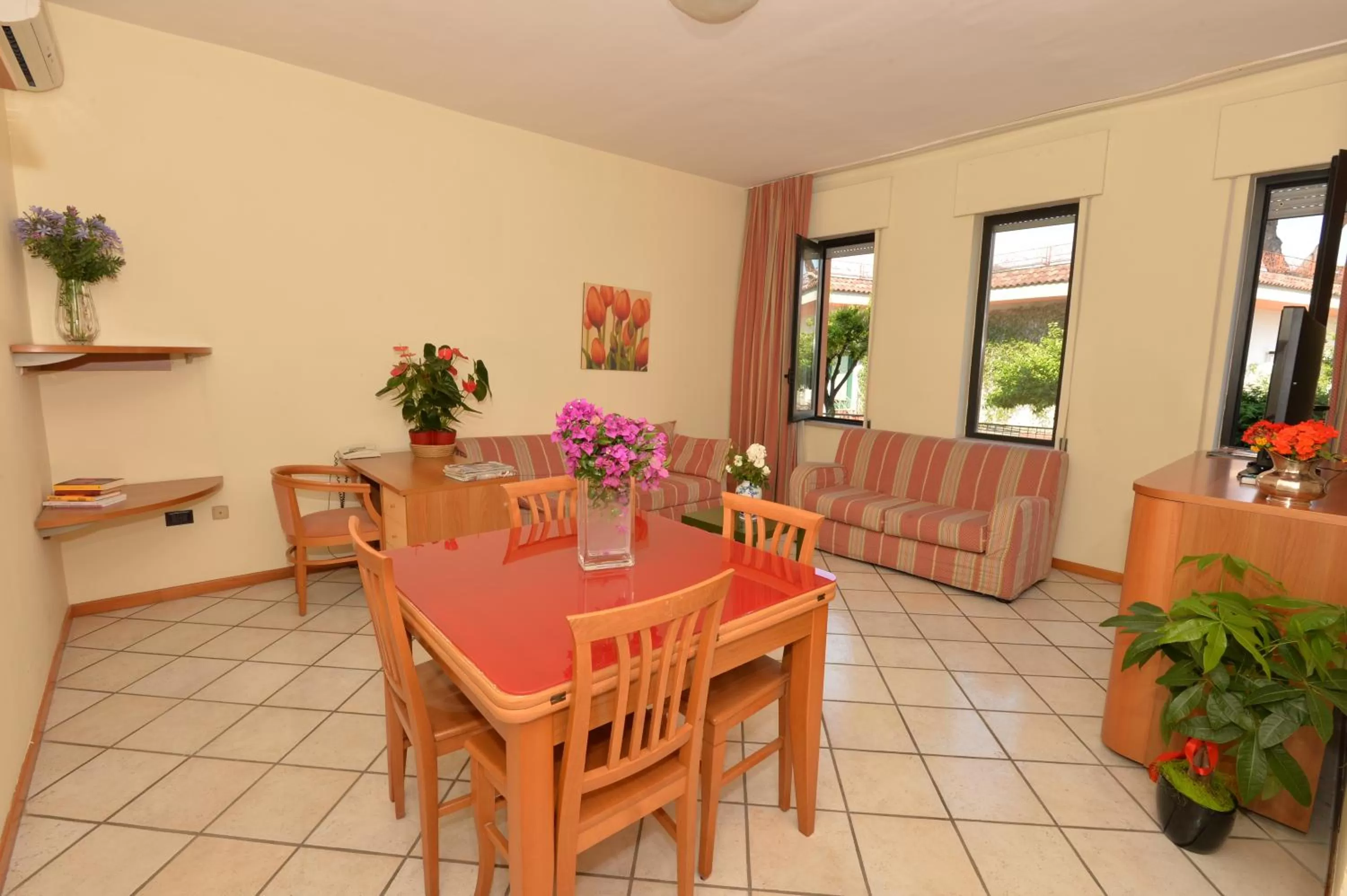 Dining area in Miramare Residence