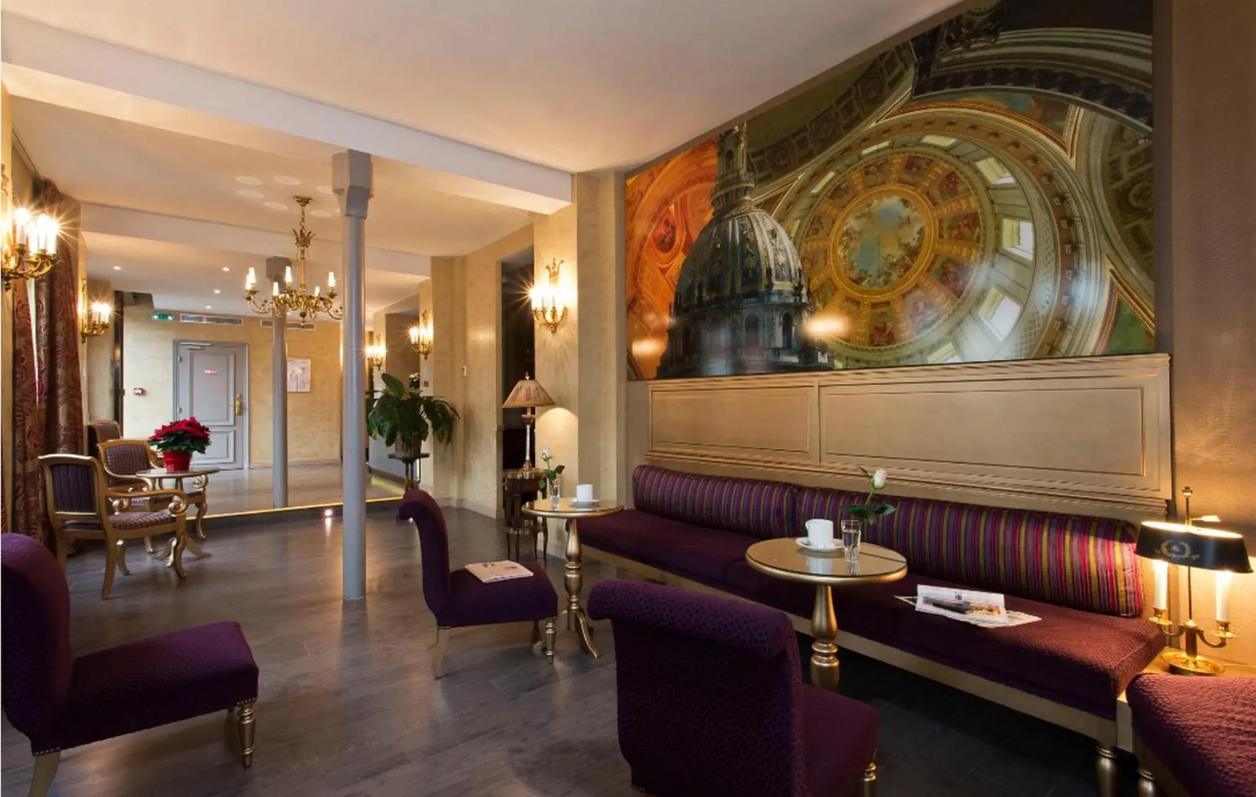 Restaurant/places to eat in Hotel de L'Empereur by Malone
