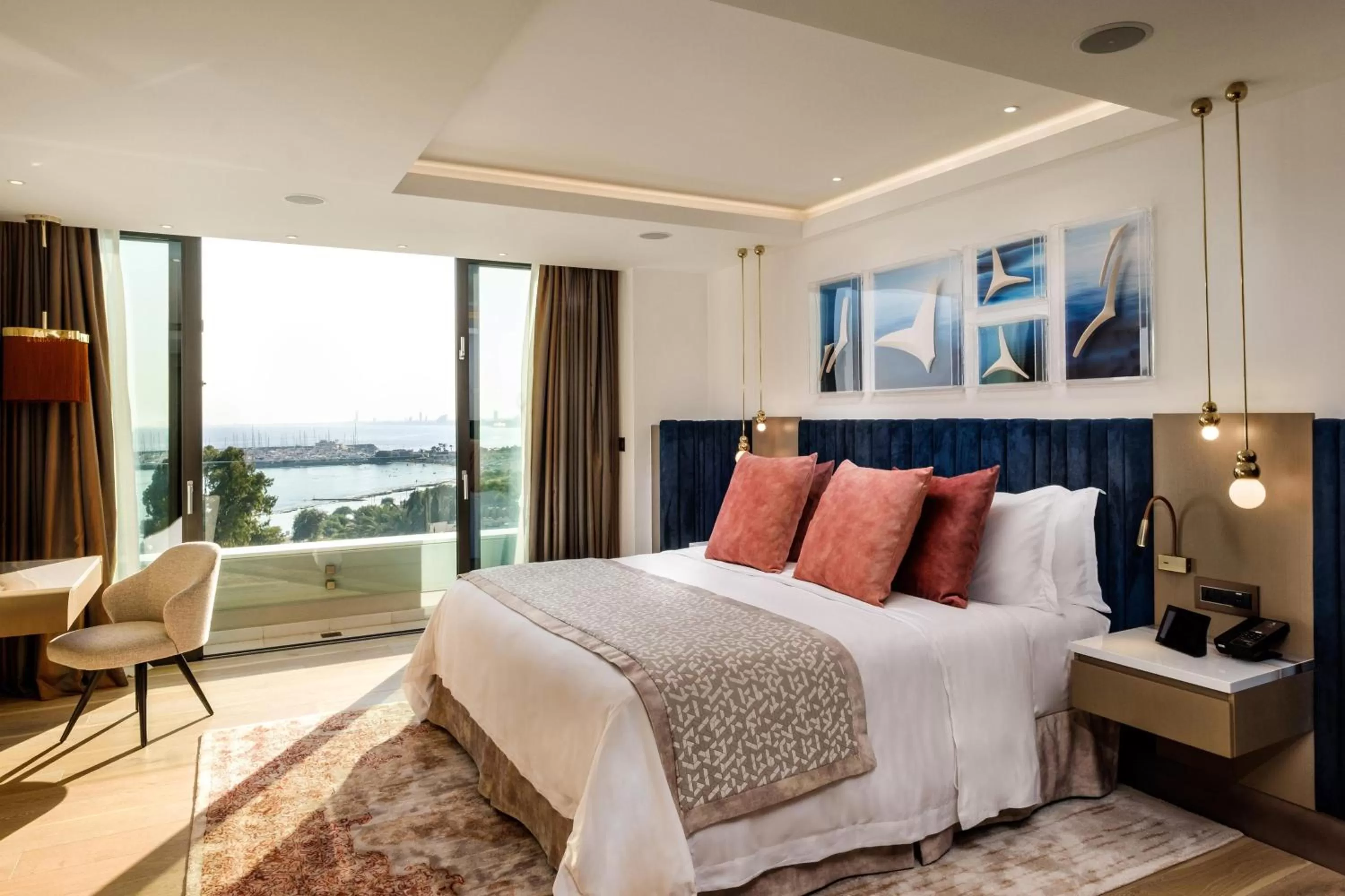 Bedroom, Bed in Parklane, a Luxury Collection Resort & Spa, Limassol