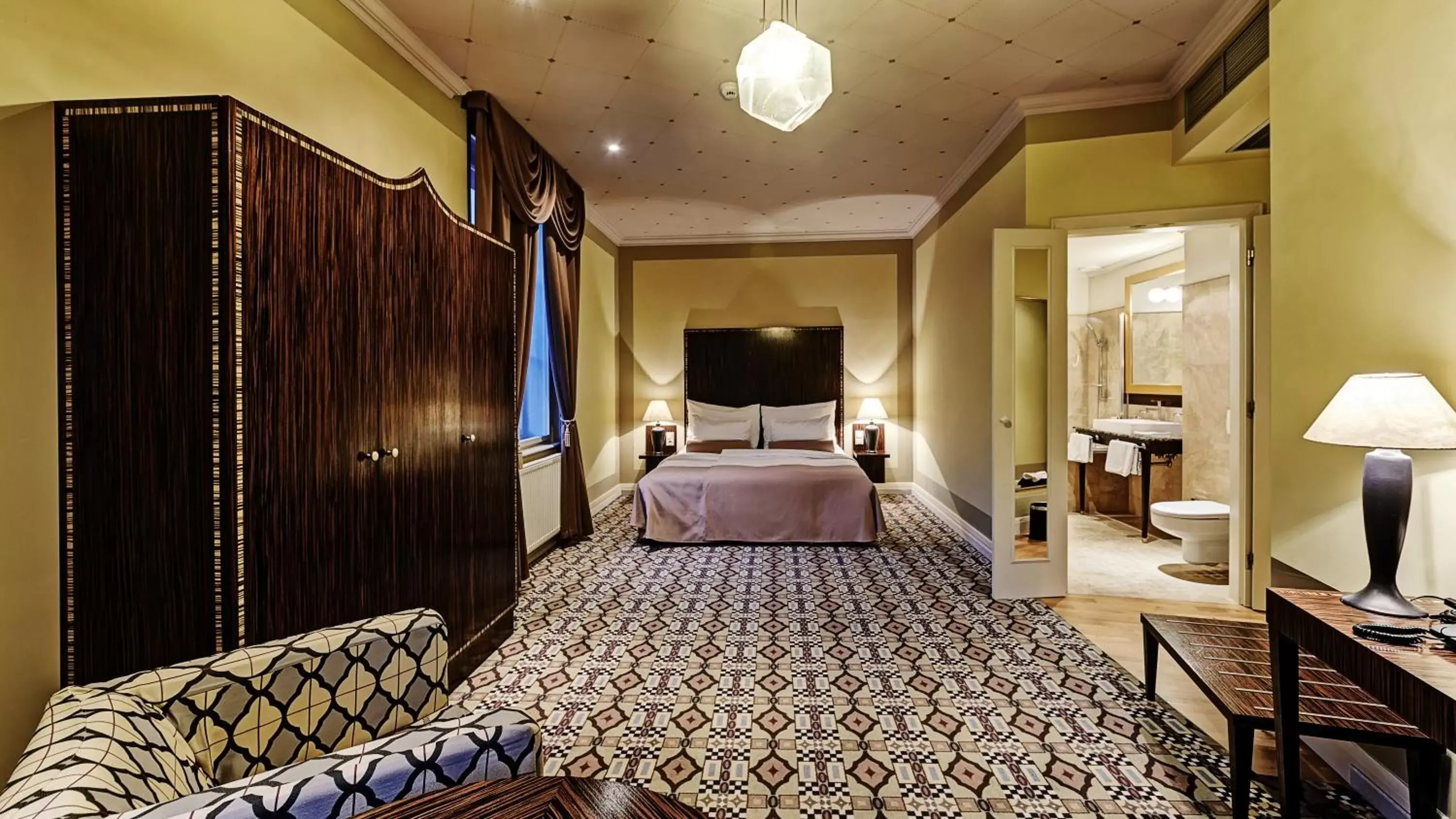 Bedroom in Grandezza Hotel Luxury Palace