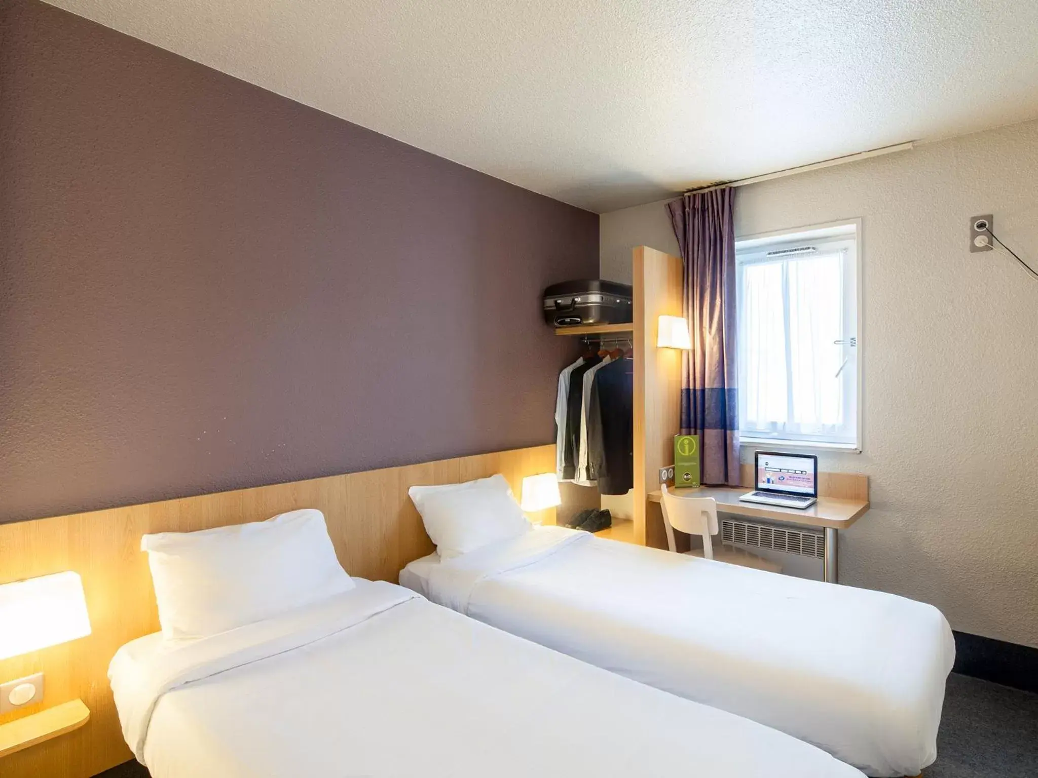 Twin Room in B&B HOTEL Marne-la-Vallée Bussy-Saint-Georges