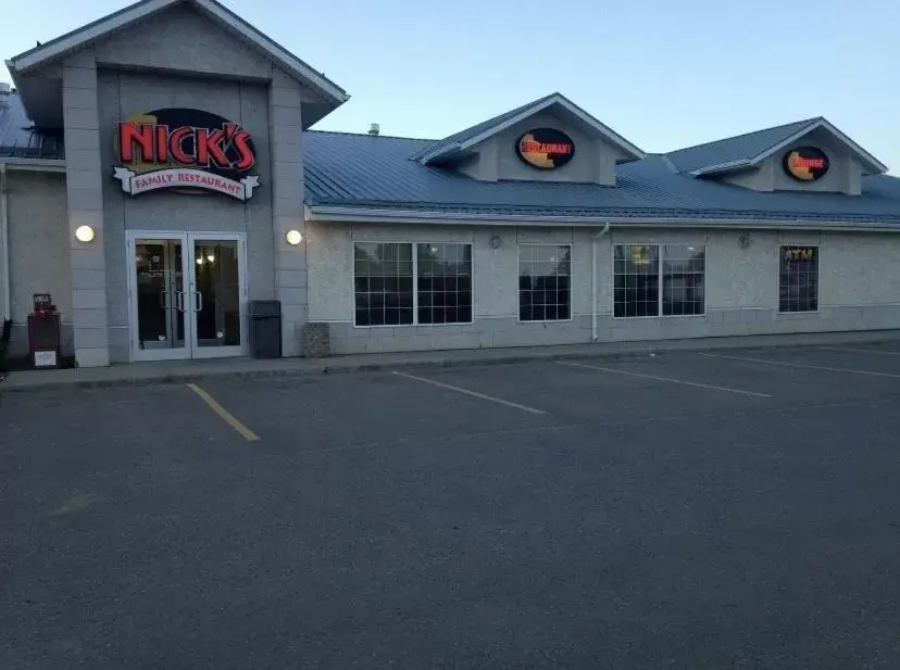 Restaurant/places to eat in Super 8 by Wyndham Vermilion AB Restaurant/places to eat in Super 8 by Wyndham Vermilion AB