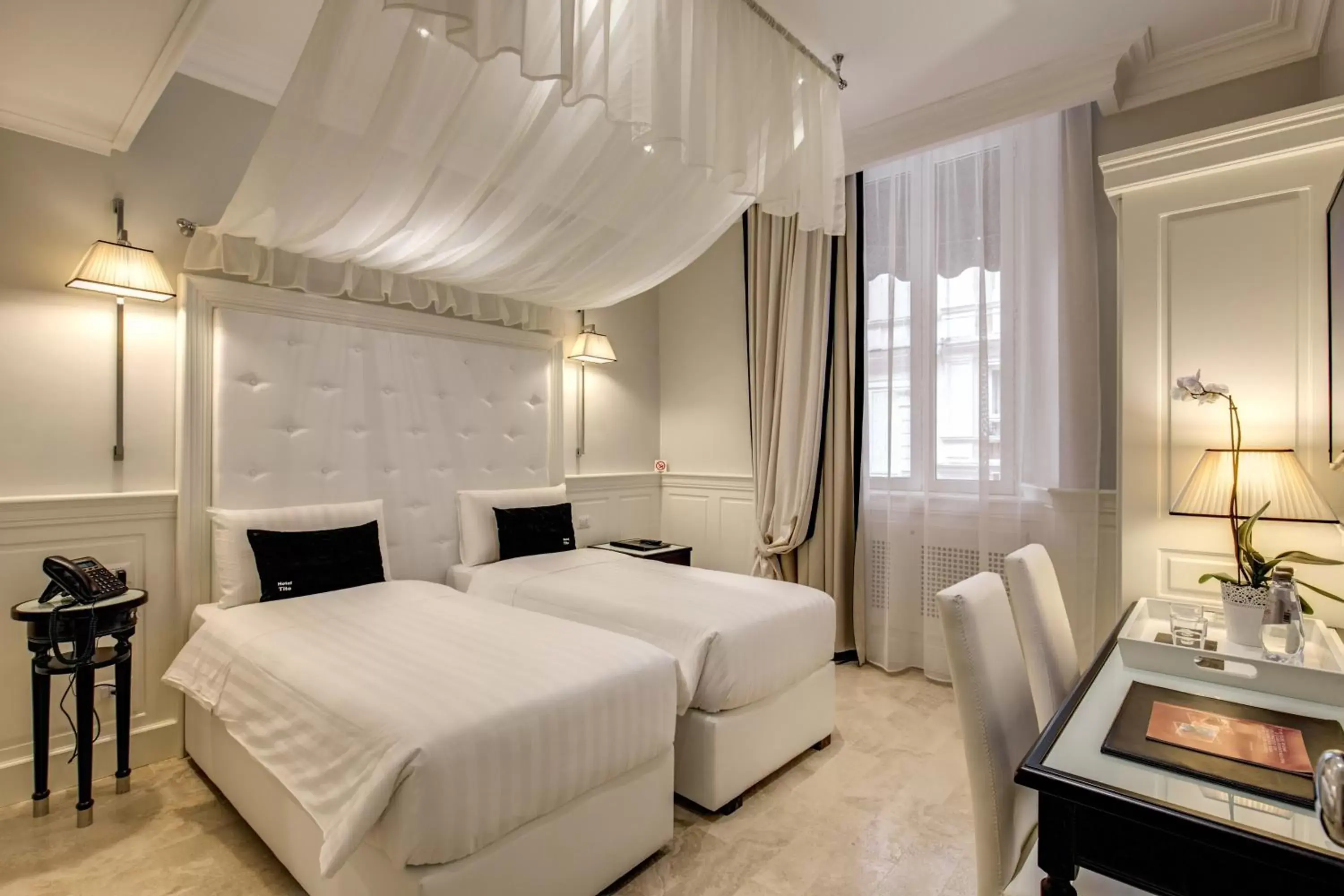 Photo of the whole room, Bed in Hotel Tito Photo of the whole room, Bed in Hotel Tito