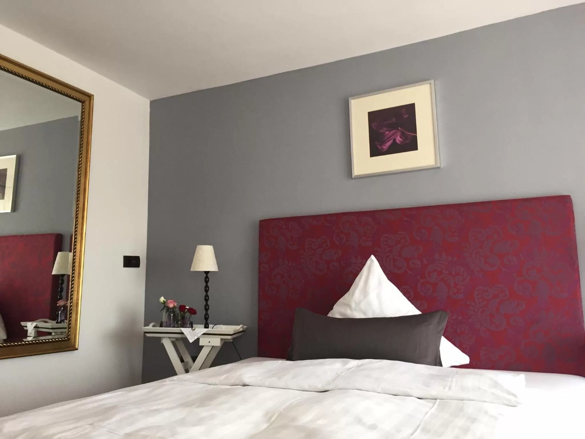 Bed in Hotel Heddernheimer Hof