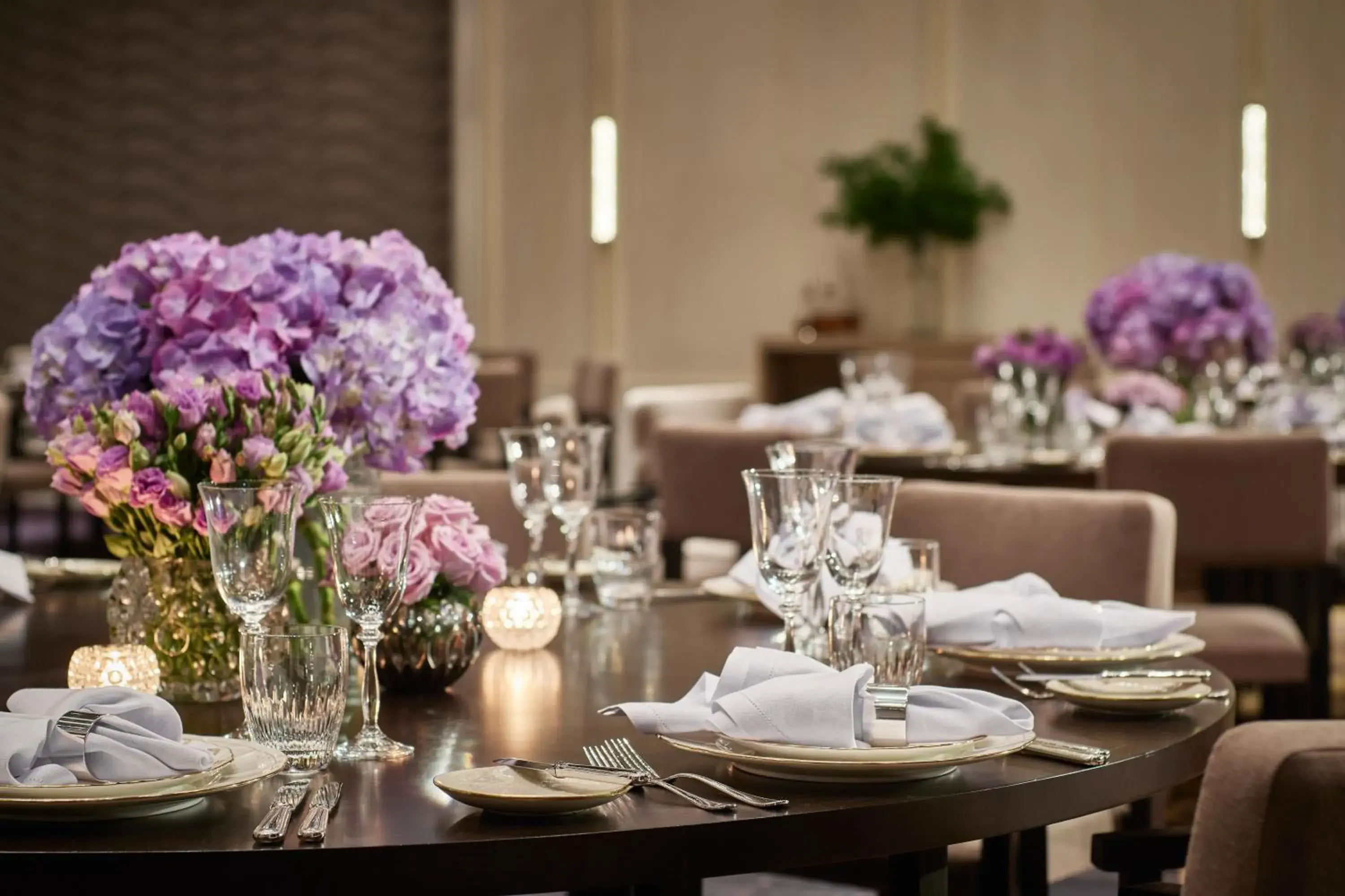 Business facilities, Restaurant/Places to Eat in Rosewood Bangkok