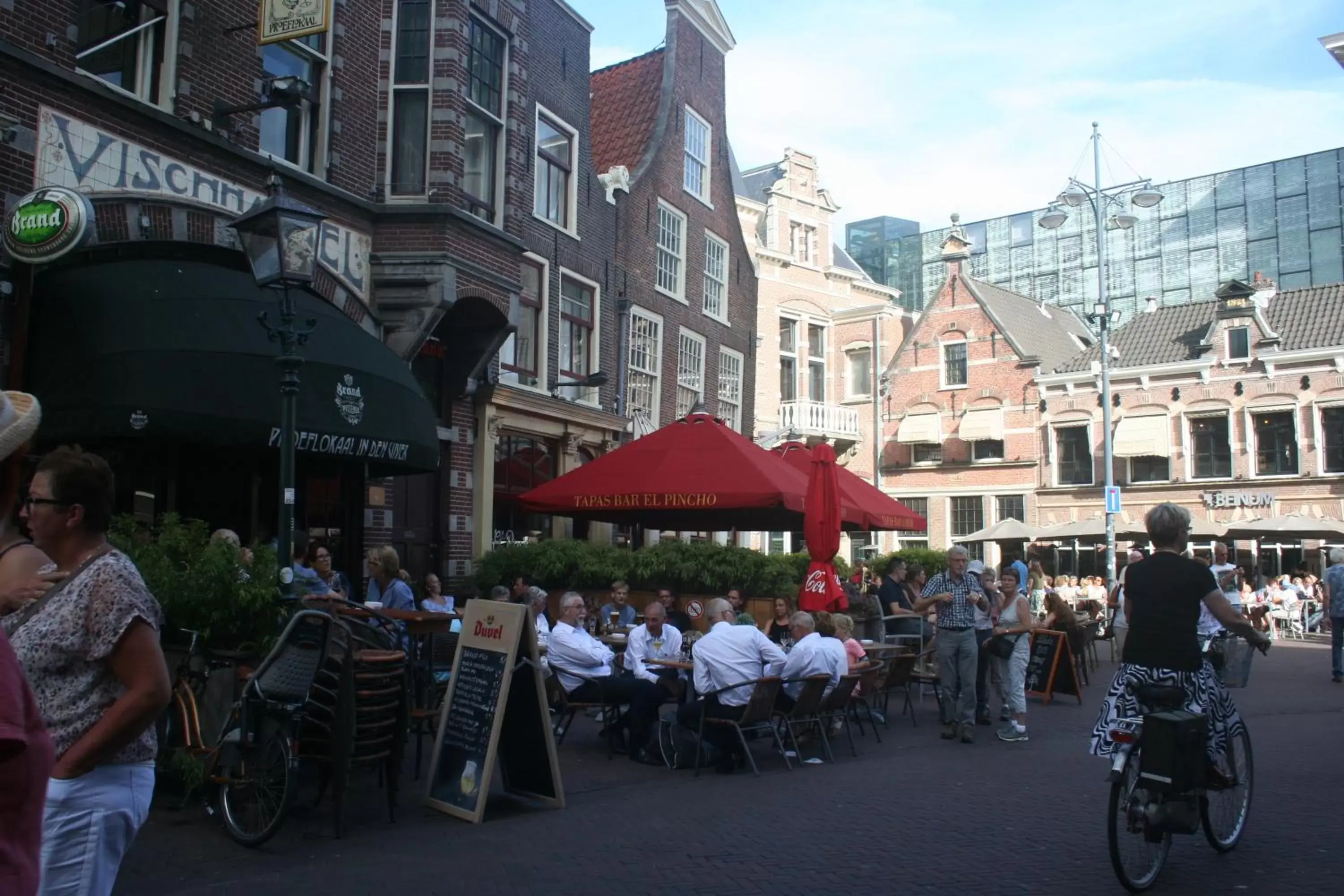 Restaurant/Places to Eat in B&B Het Hart van Haarlem