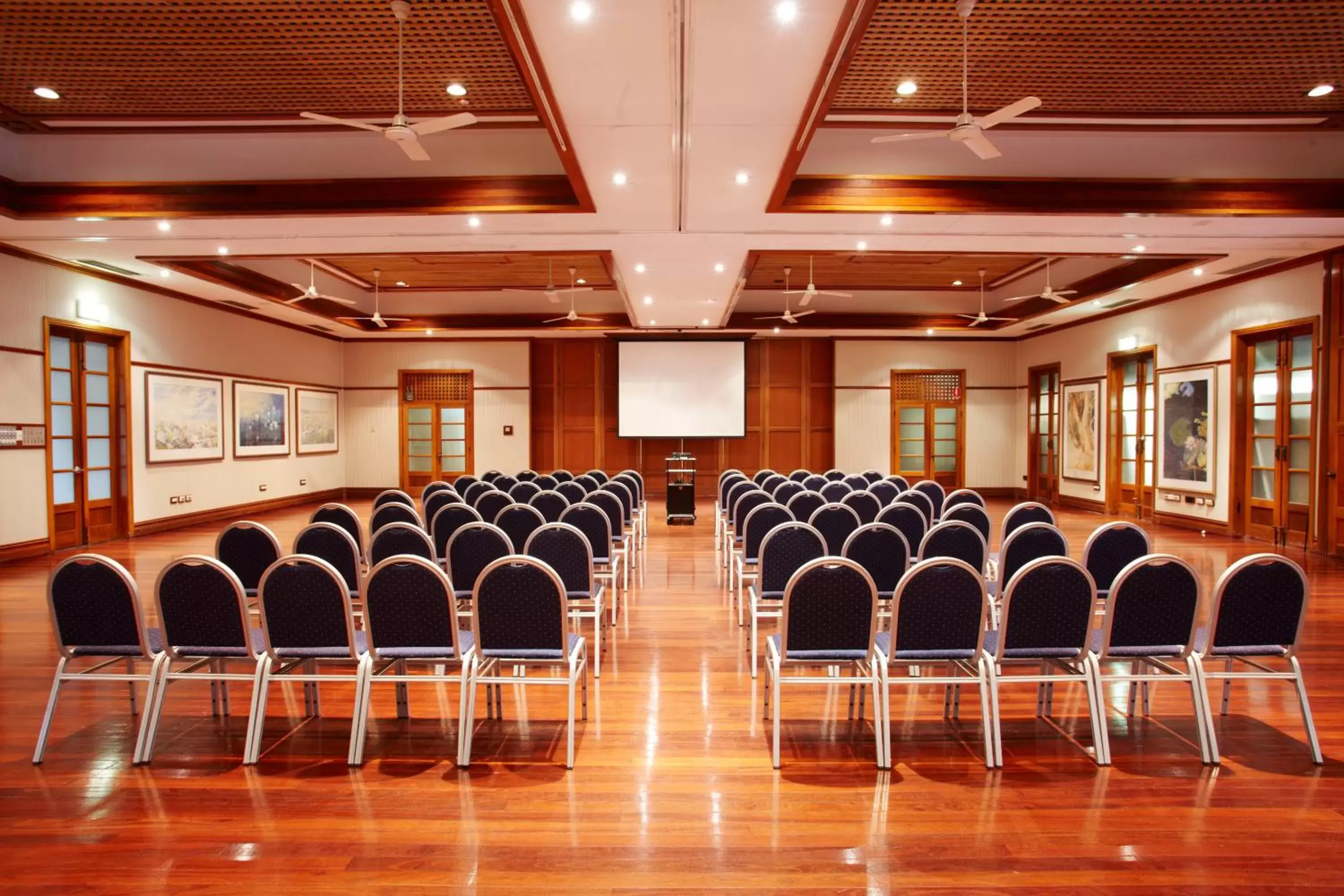 Business facilities in Cable Beach Club Resort & Spa