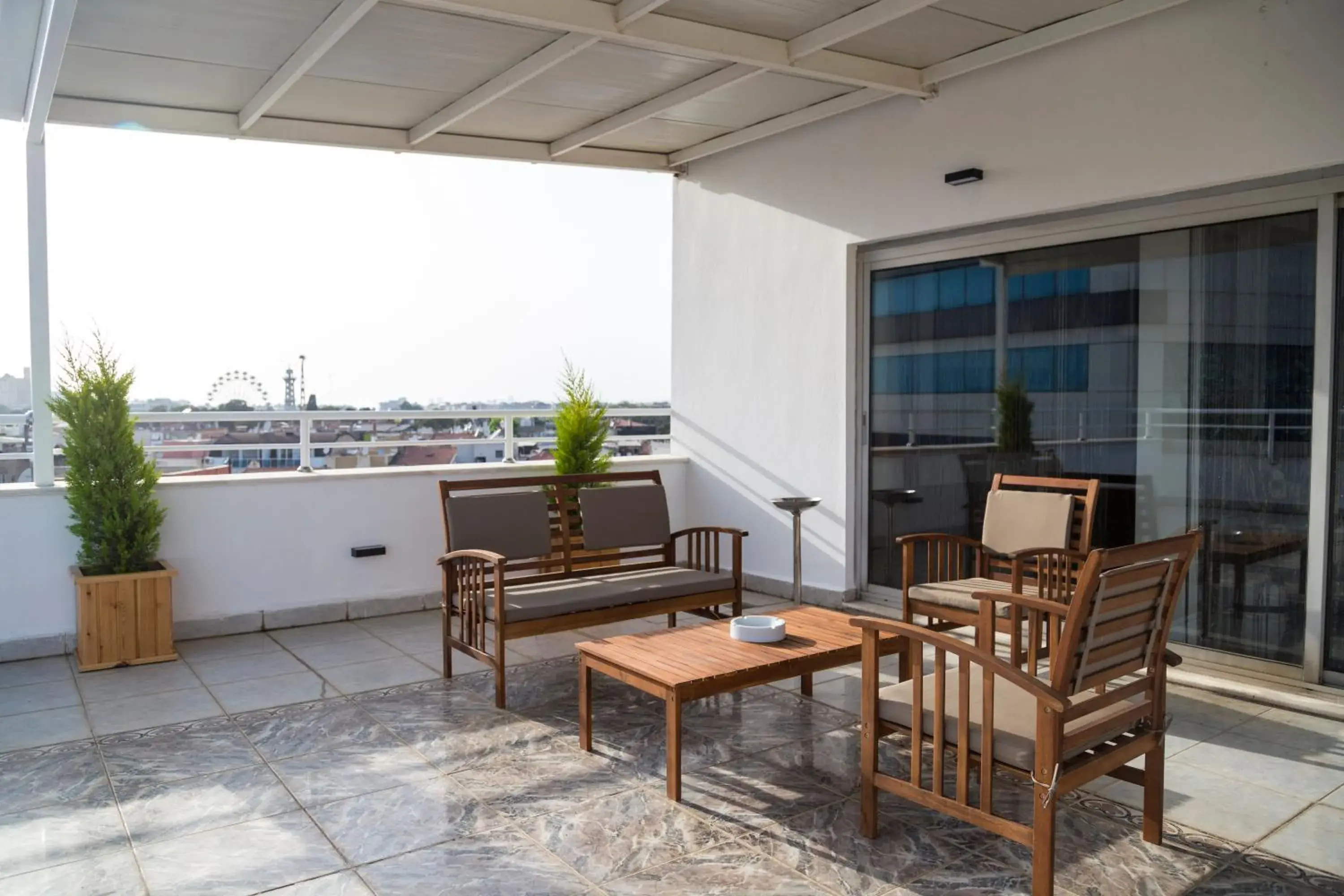 Patio in Blanca Hotel