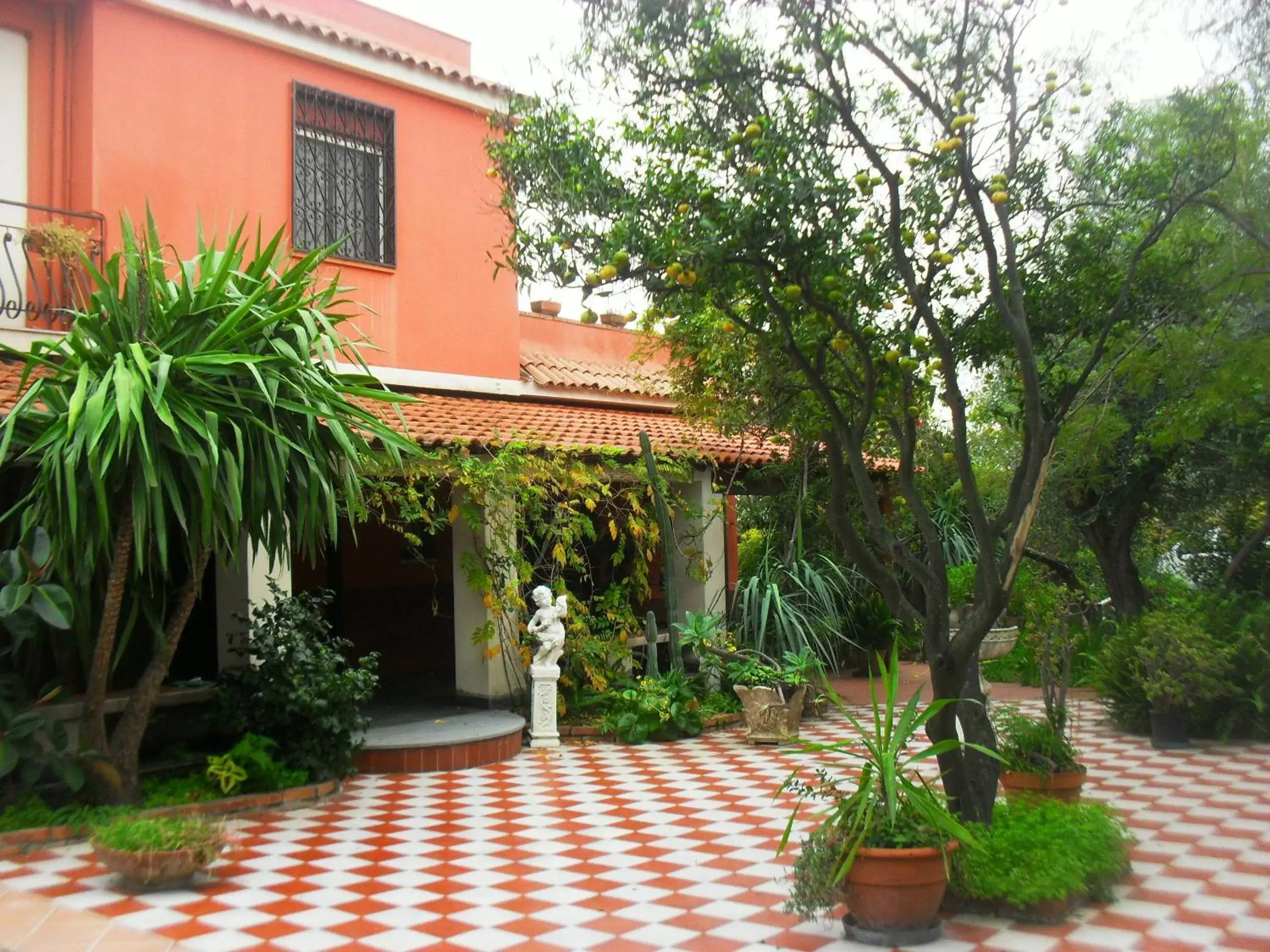 Facade/entrance, Property Building in B&B Villa Lidia