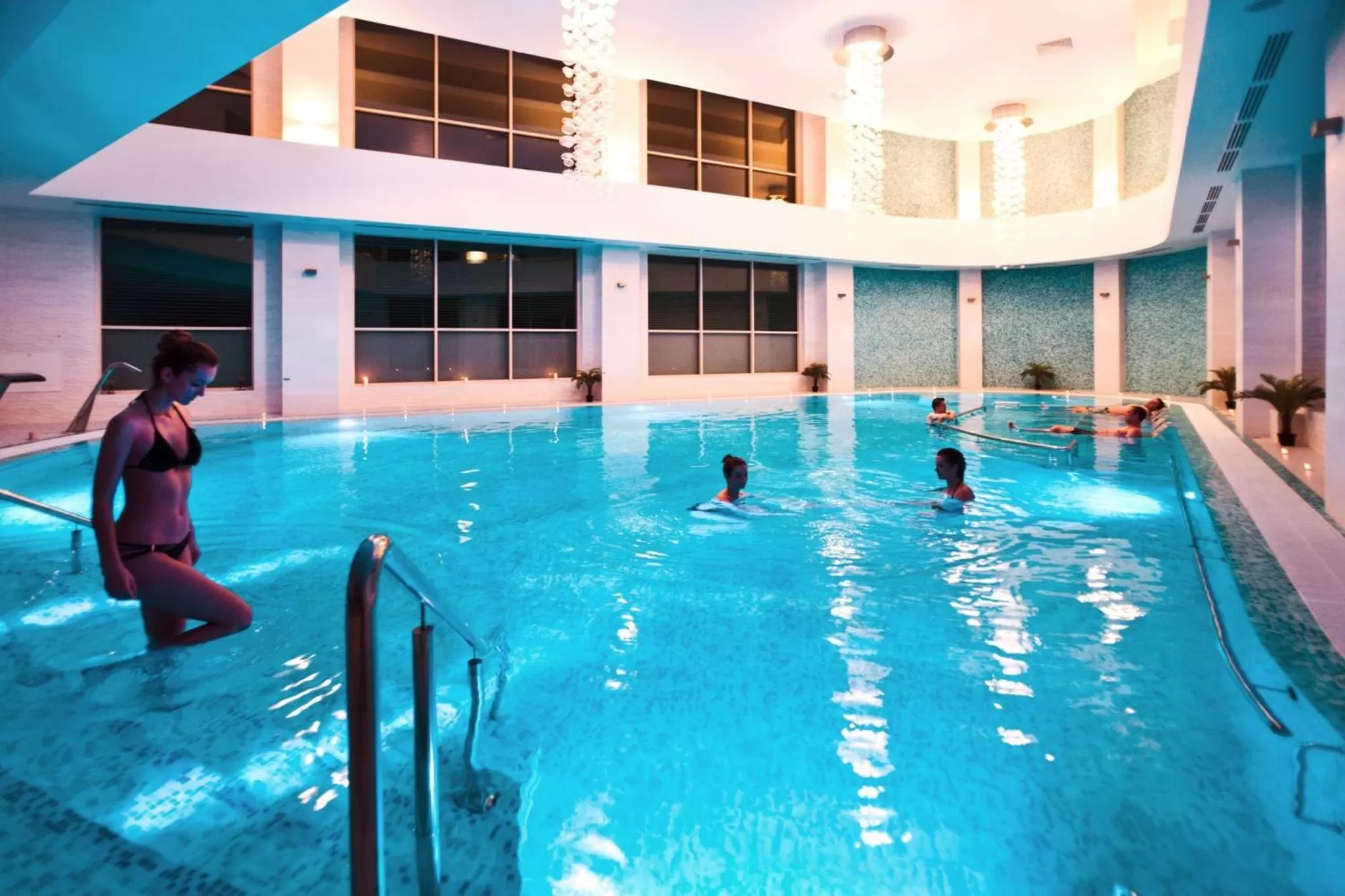 Swimming pool in Mirage Medspa Hotel