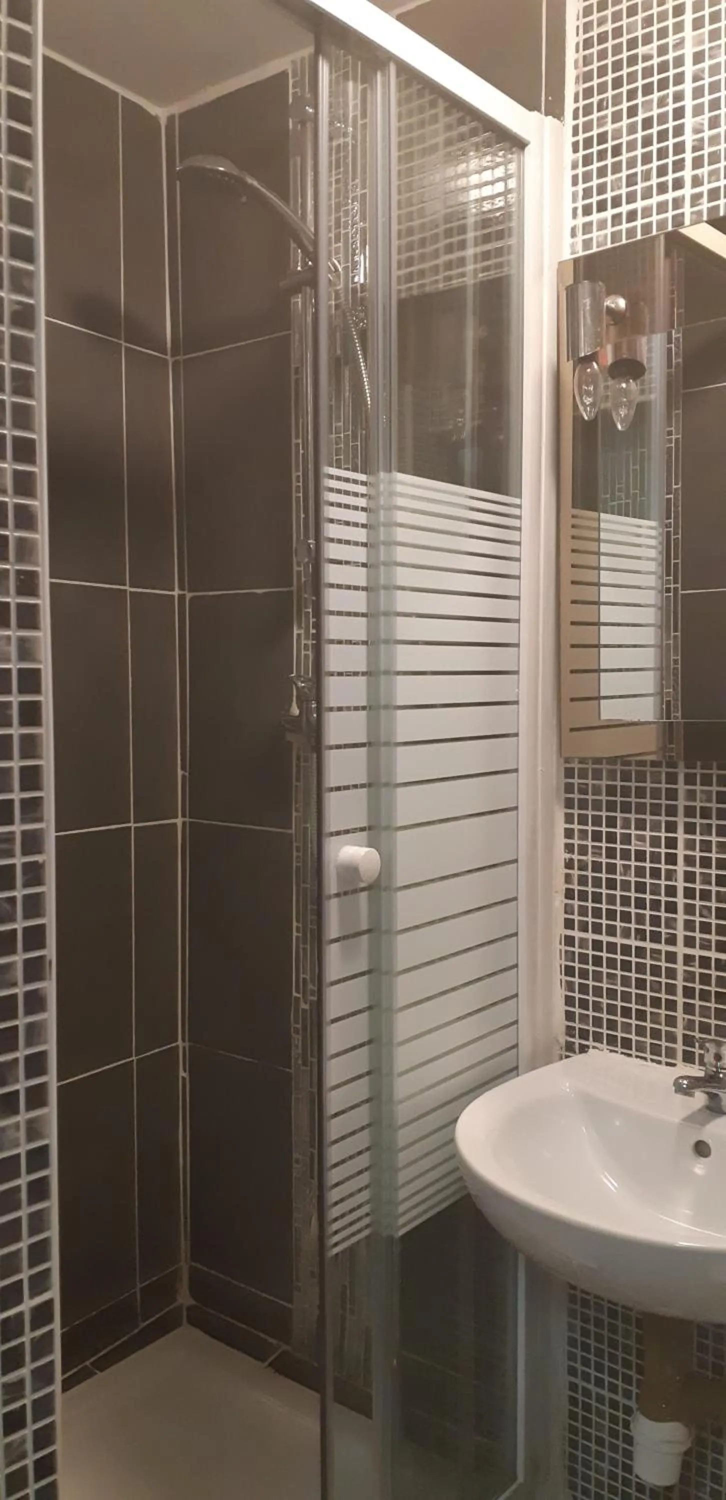 Bathroom in Grand Hôtel de Clermont