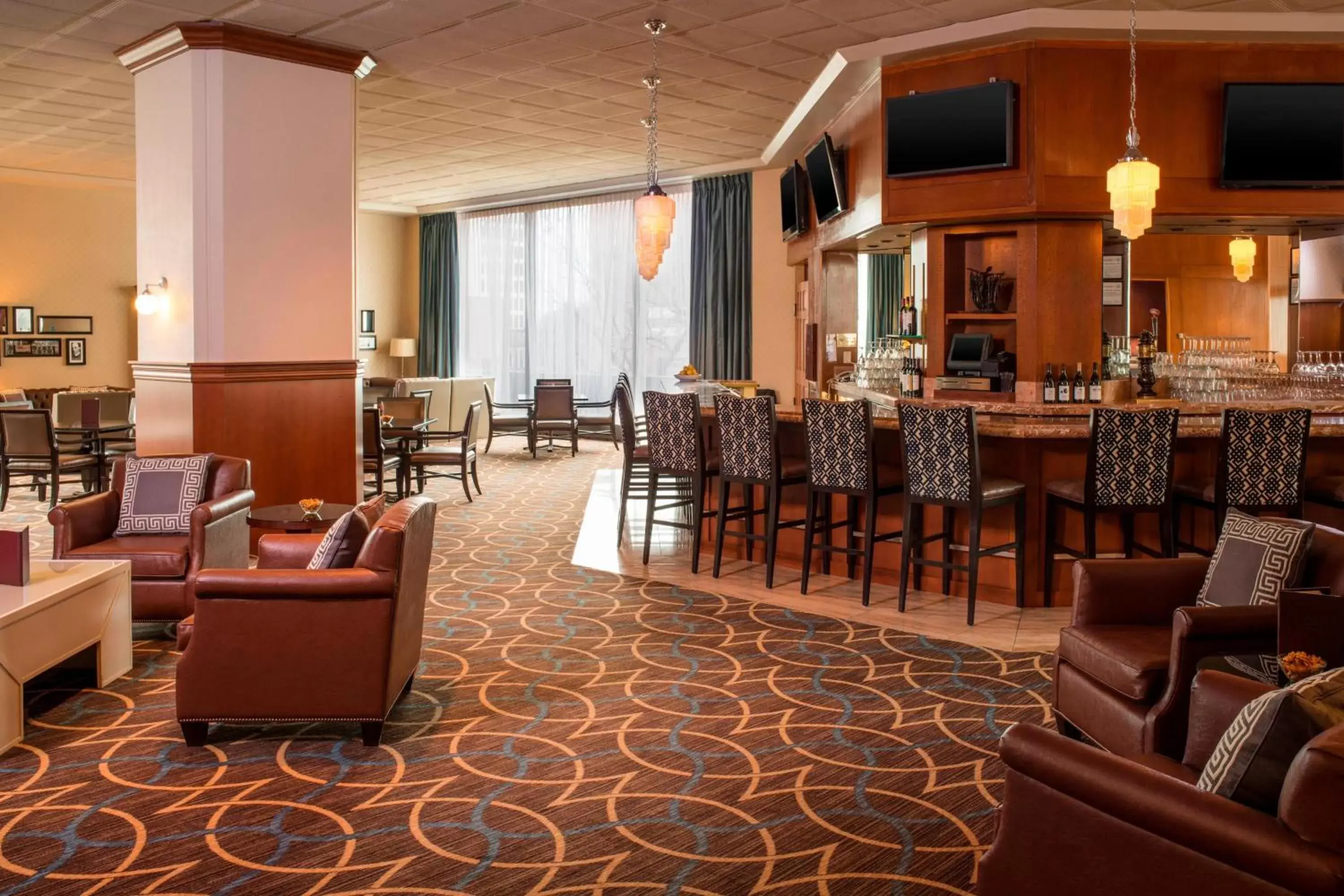 Lounge or bar, Restaurant/Places to Eat in Sheraton Columbus Hotel at Capitol Square