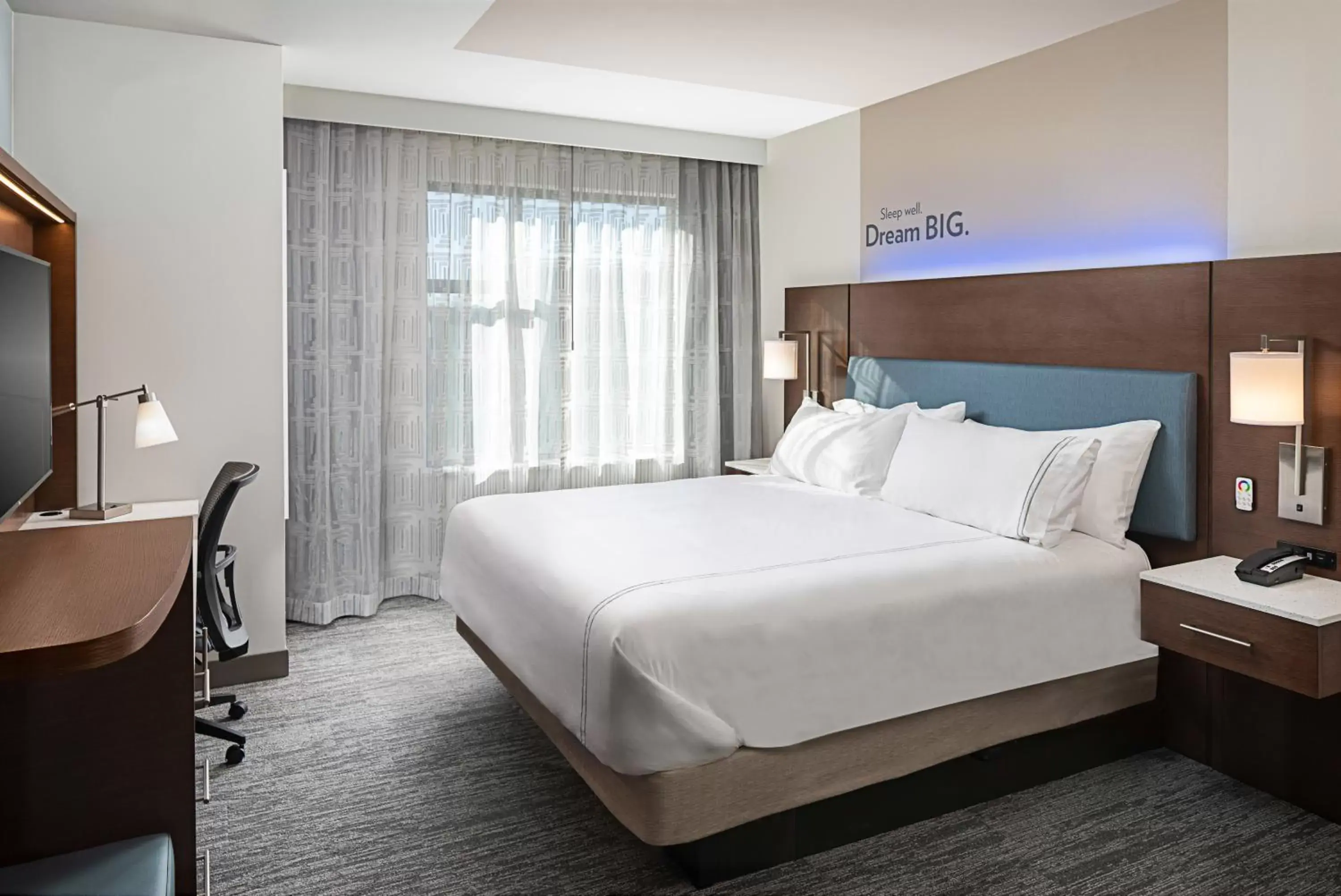 Photo of the whole room, Bed in EVEN Hotel Manchester Airport, an IHG Hotel