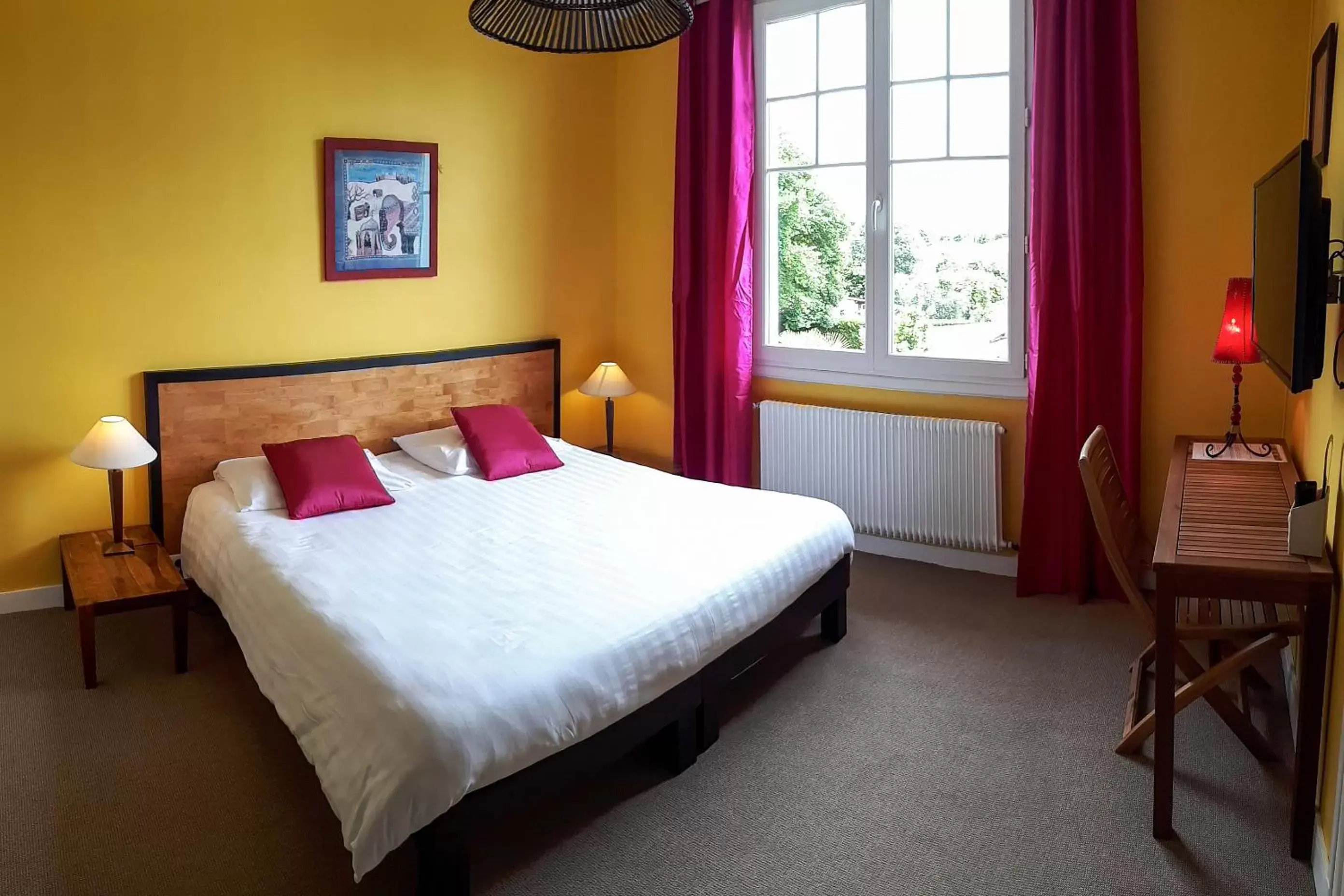 Photo of the whole room, Bed in Hôtel Le Grain de Sable