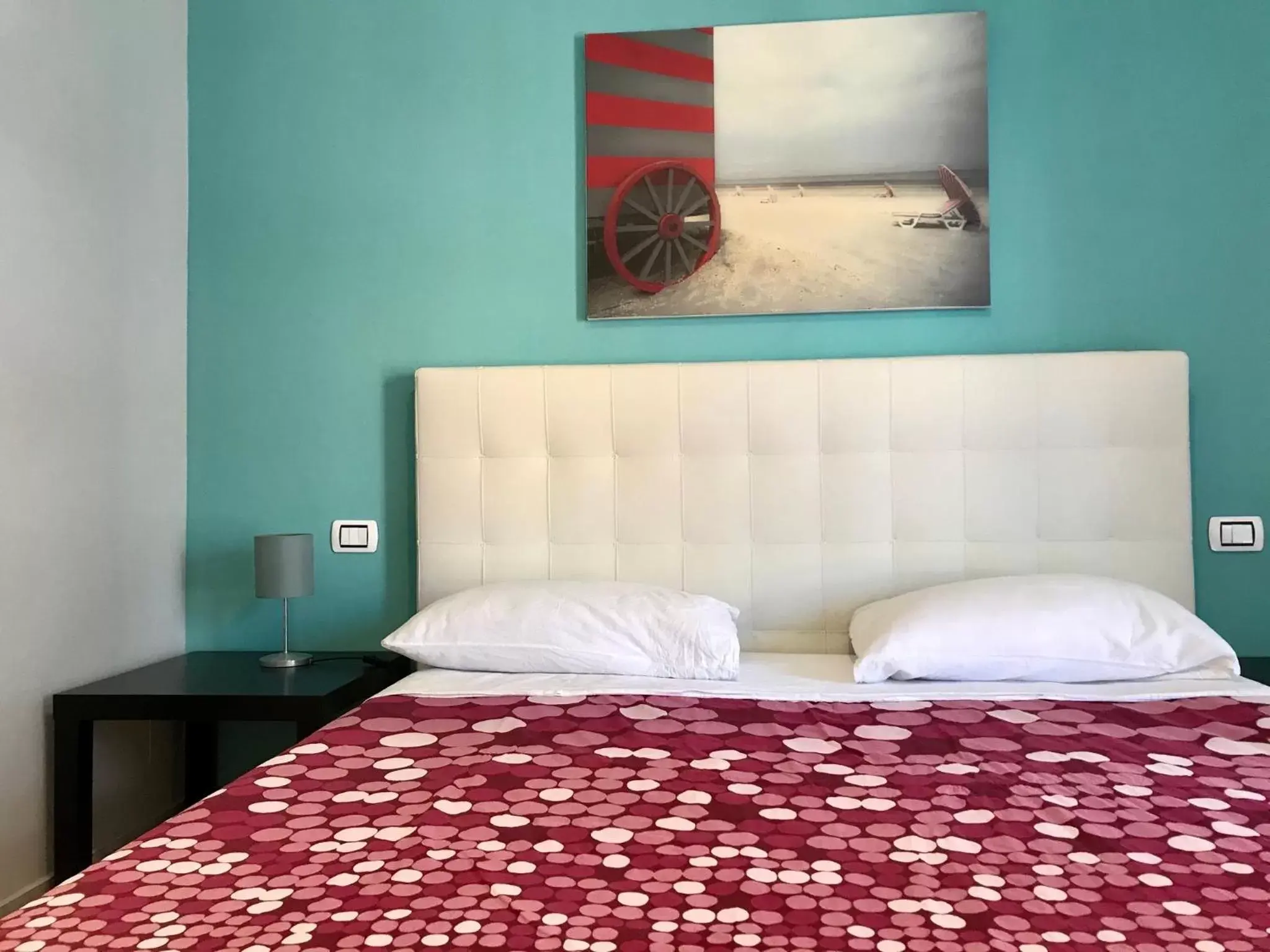 Bed in ROOM 110 BARI -guesthouse-