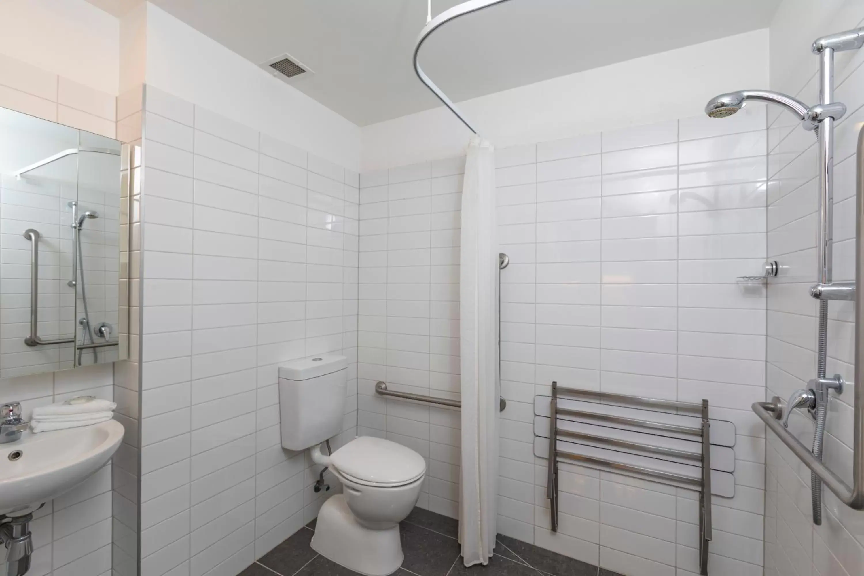 Bathroom in Quest Napier Serviced Apartments