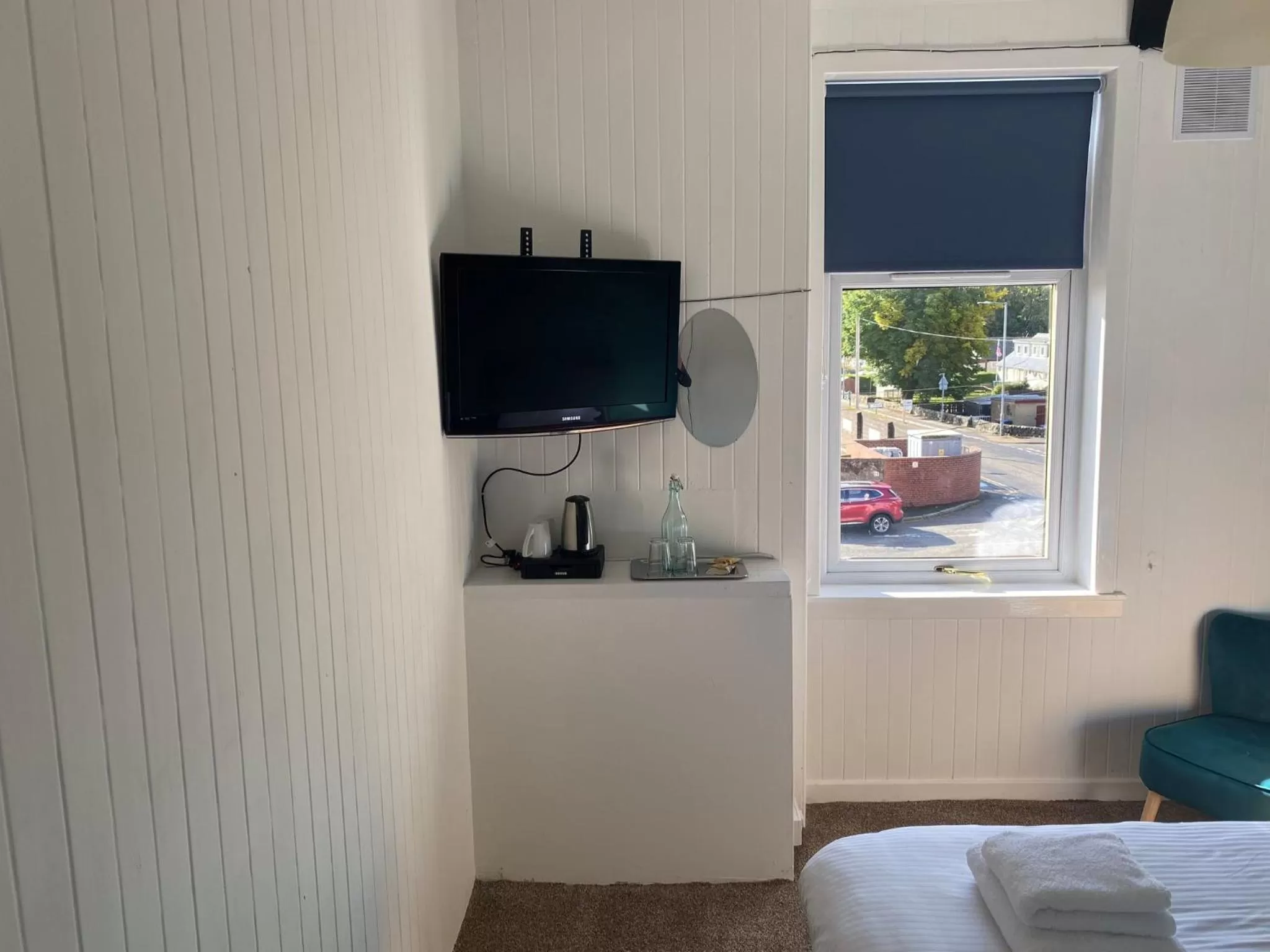 Bed in Queensberry arms hotel