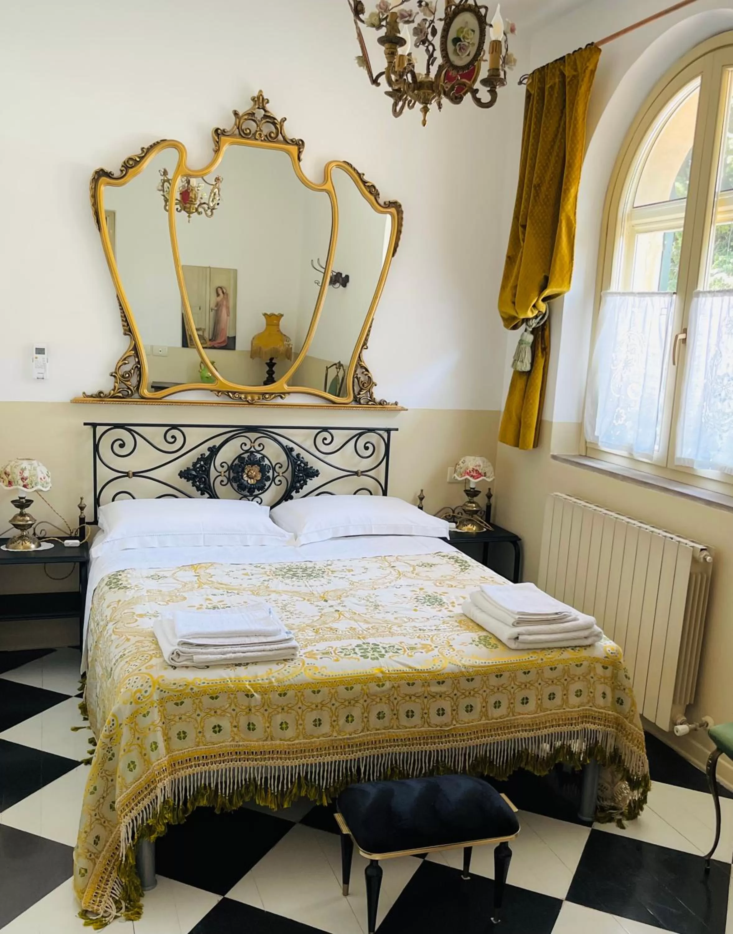 Bedroom, Bed in Mapepa Village apartments