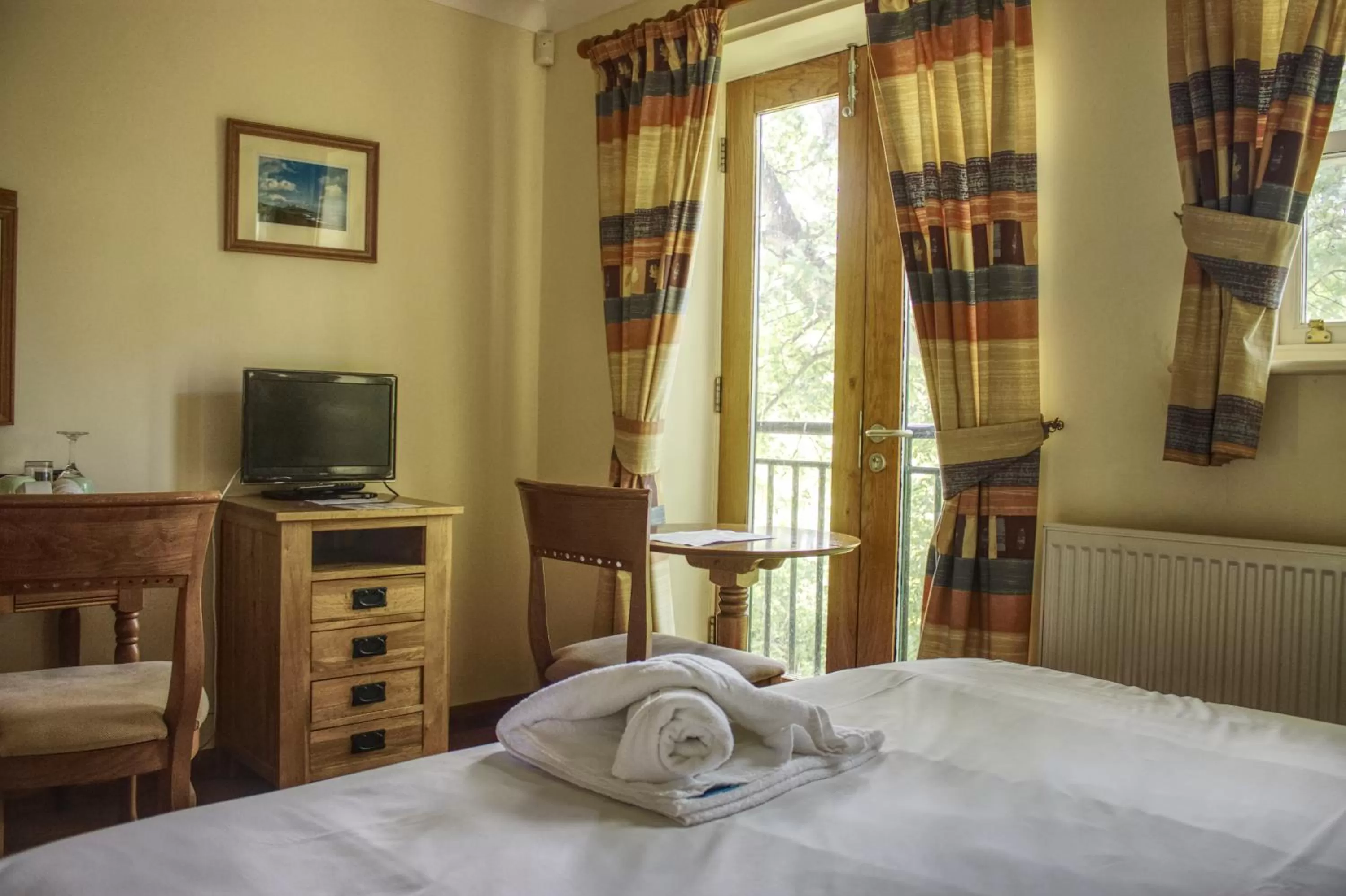 Bedroom, Bed in The Keelman and Big Lamp Brewery