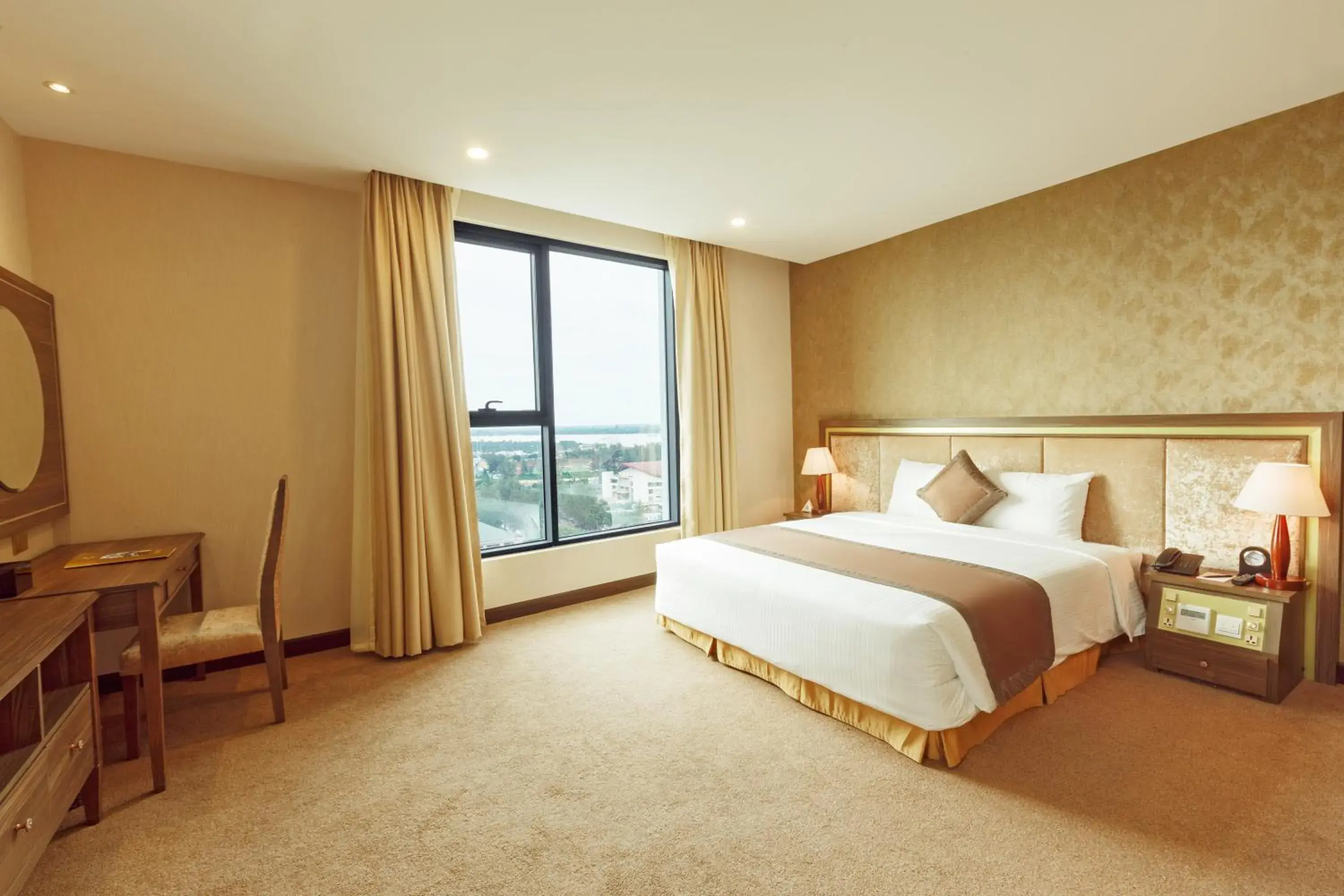 Bed in Muong Thanh Luxury Can Tho Hotel Bed in Muong Thanh Luxury Can Tho Hotel