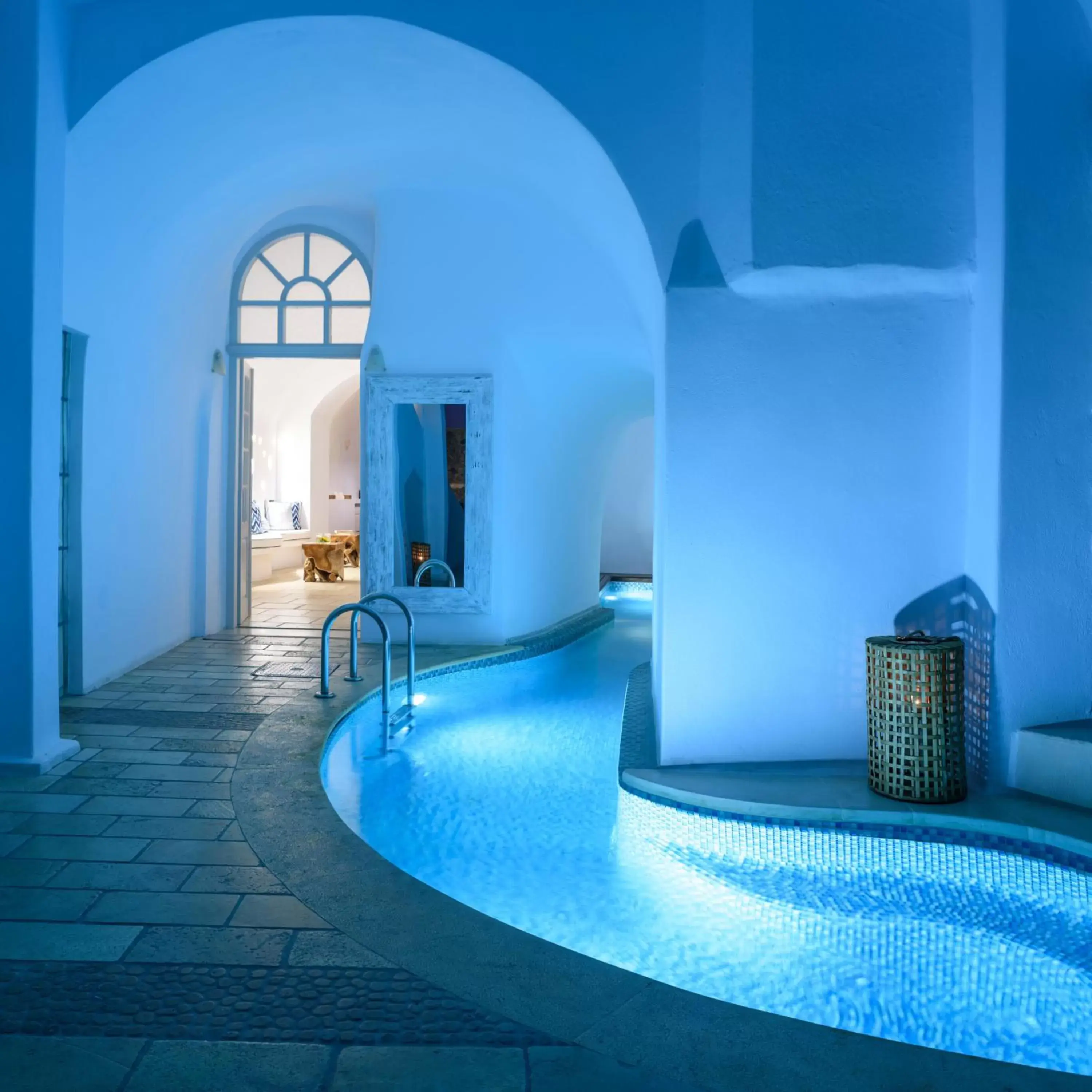 Hot Tub, Swimming Pool in Nefeles Luxury Suites