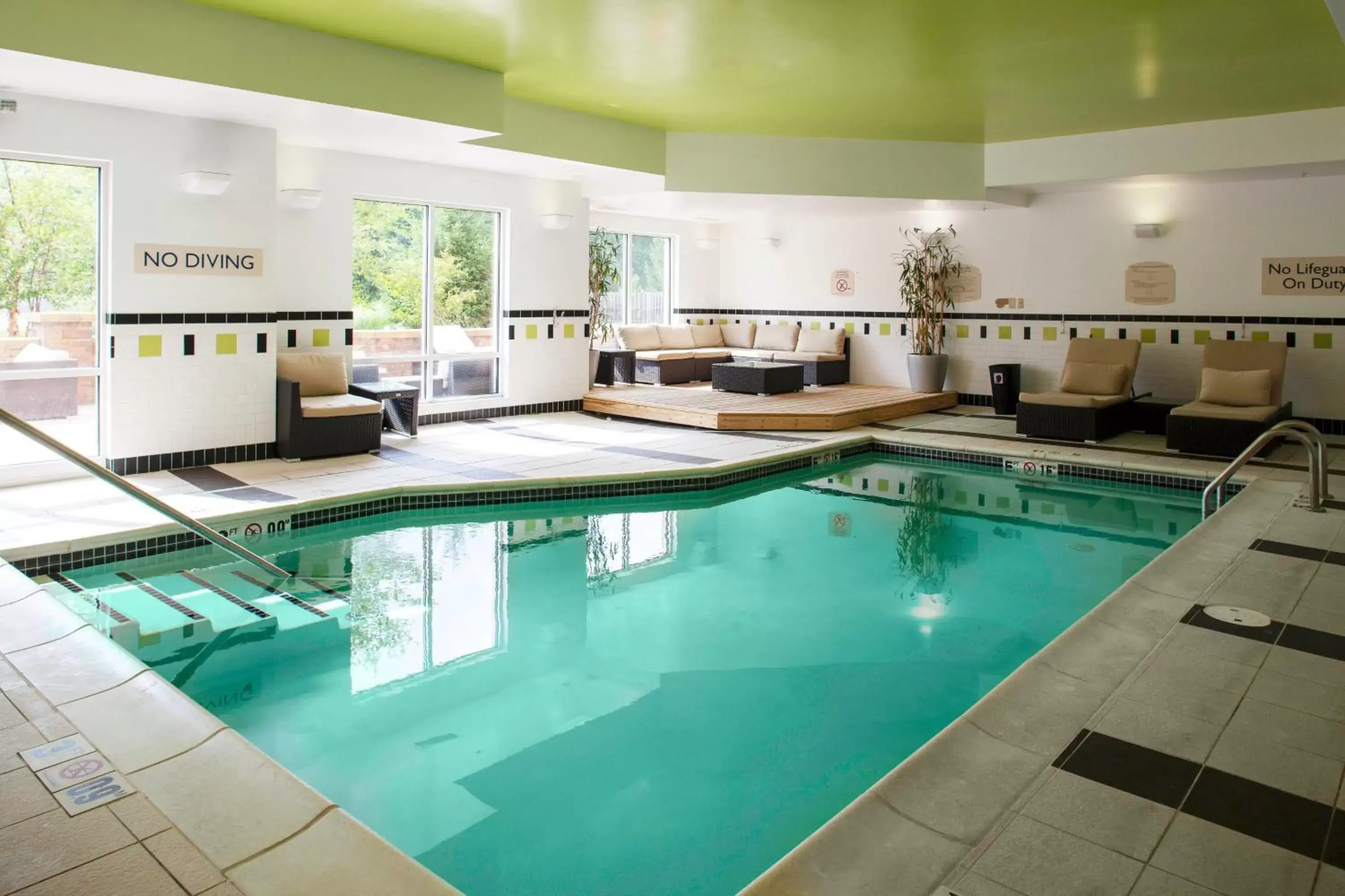 Swimming Pool in Fairfield Inn & Suites Indianapolis Avon