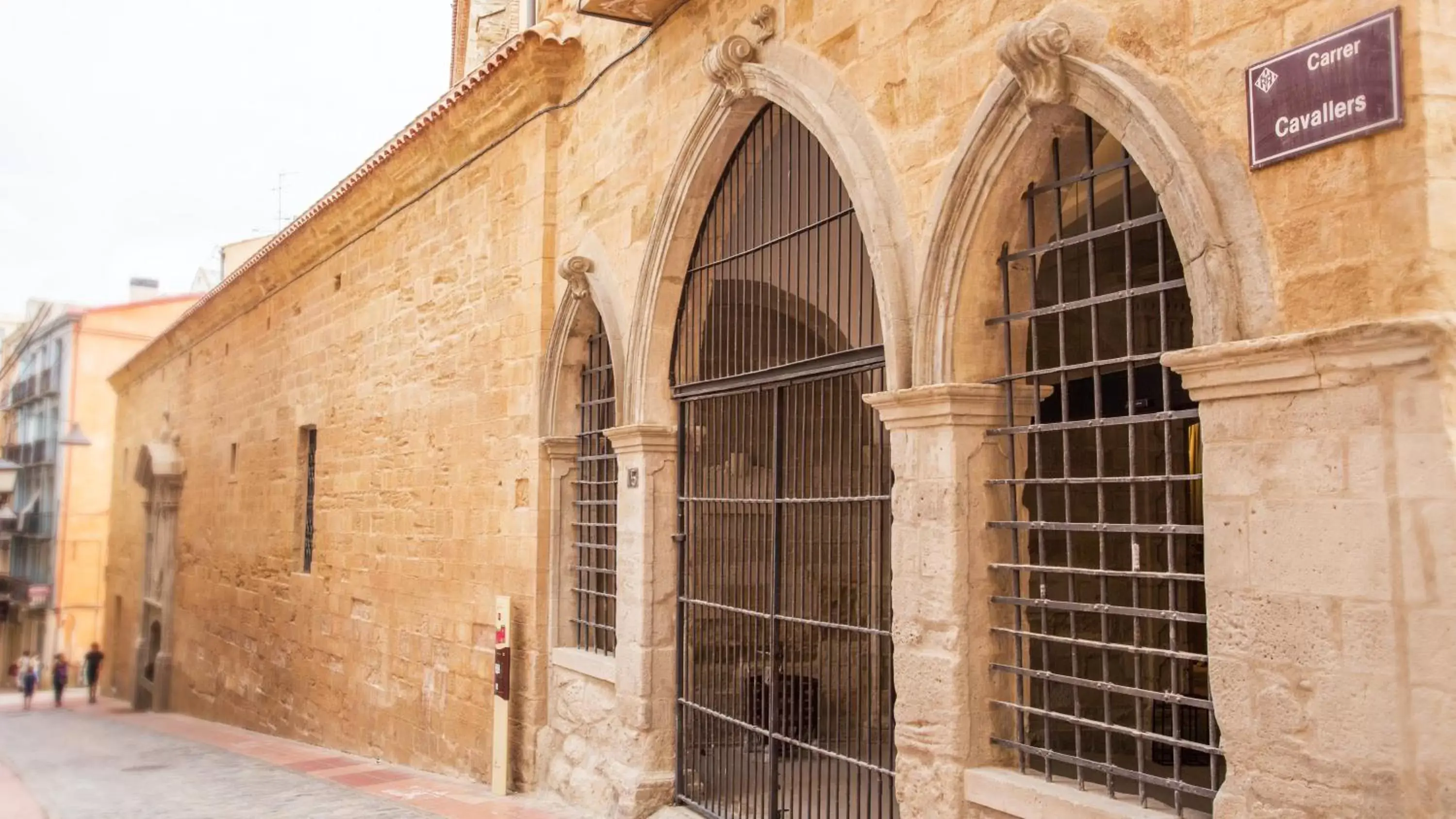 Facade/entrance, Property Building in Parador de Lleida