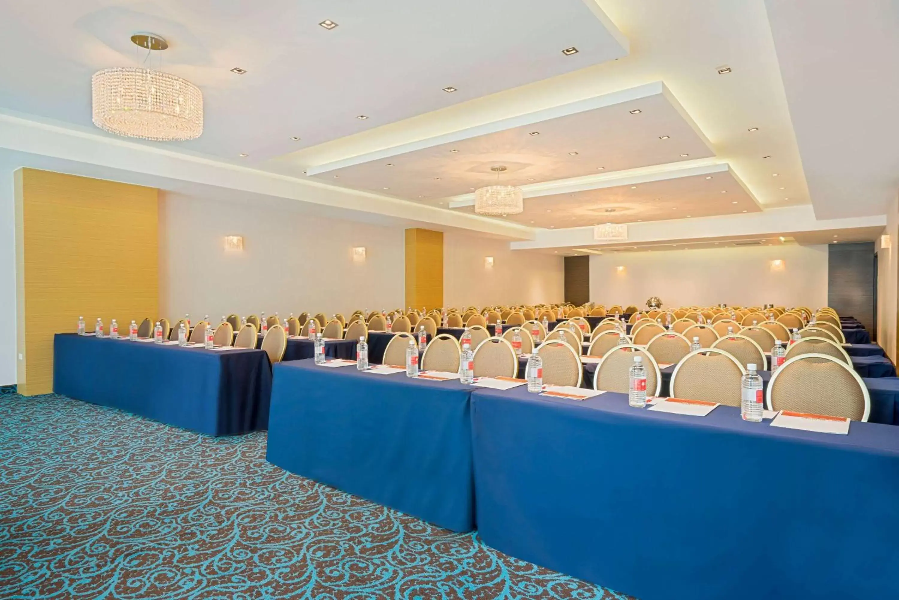 Meeting/conference room in Ramada Plaza by Wyndham Panama Punta Pacifica