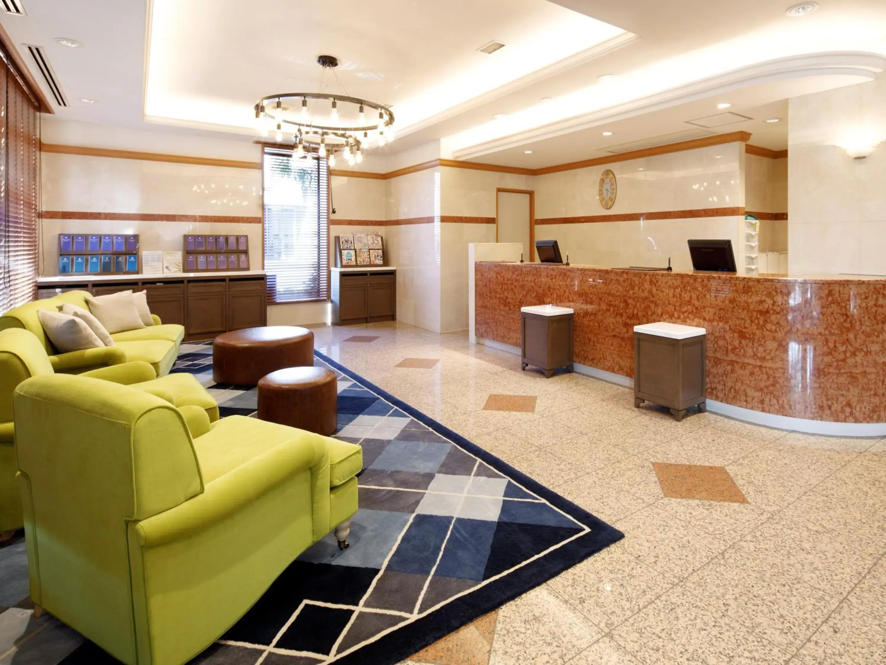 Lobby or reception in HOTEL MYSTAYS Maihama Lobby or reception in HOTEL MYSTAYS Maihama