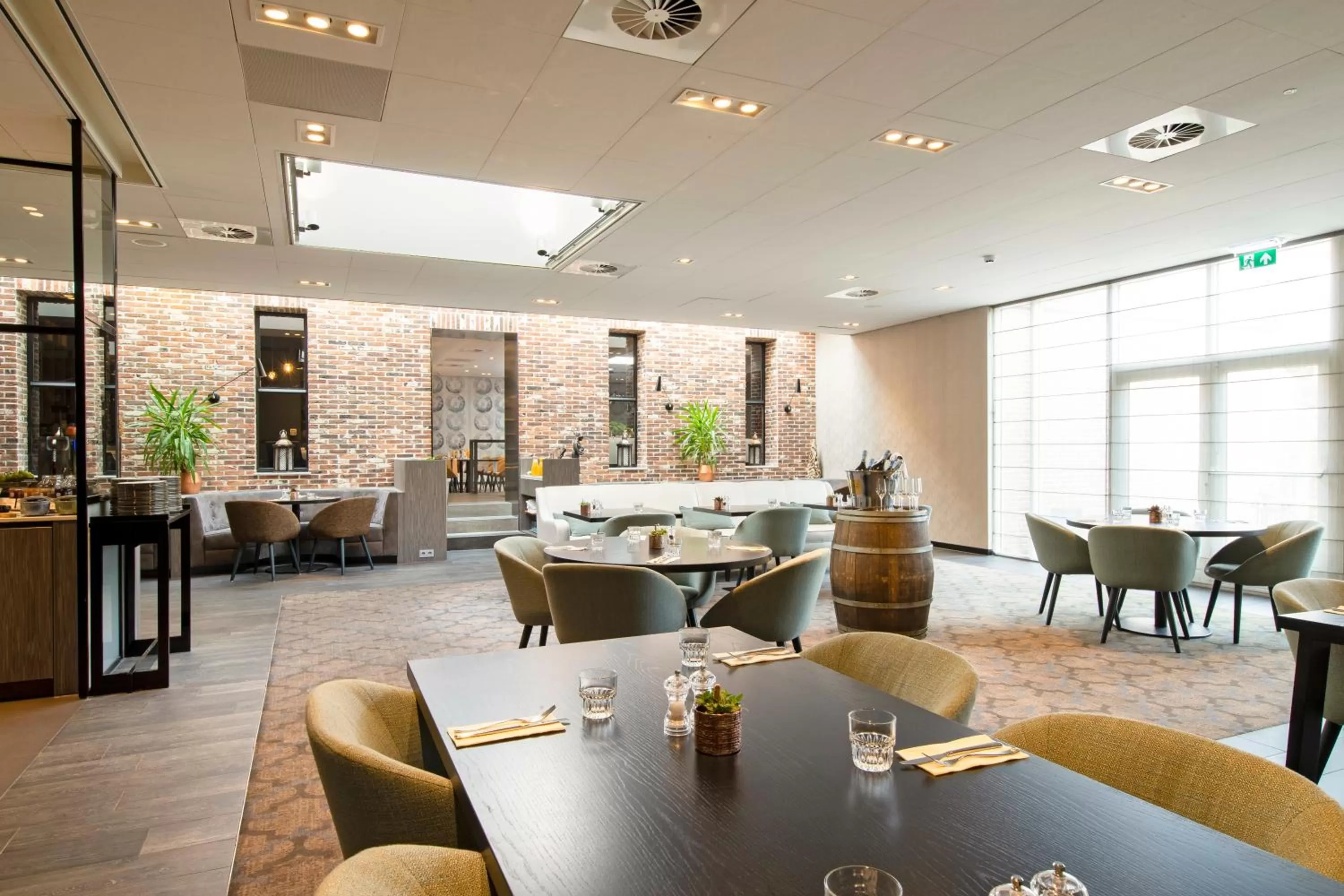 Restaurant/places to eat in Bilderberg Hotel De Keizerskroon