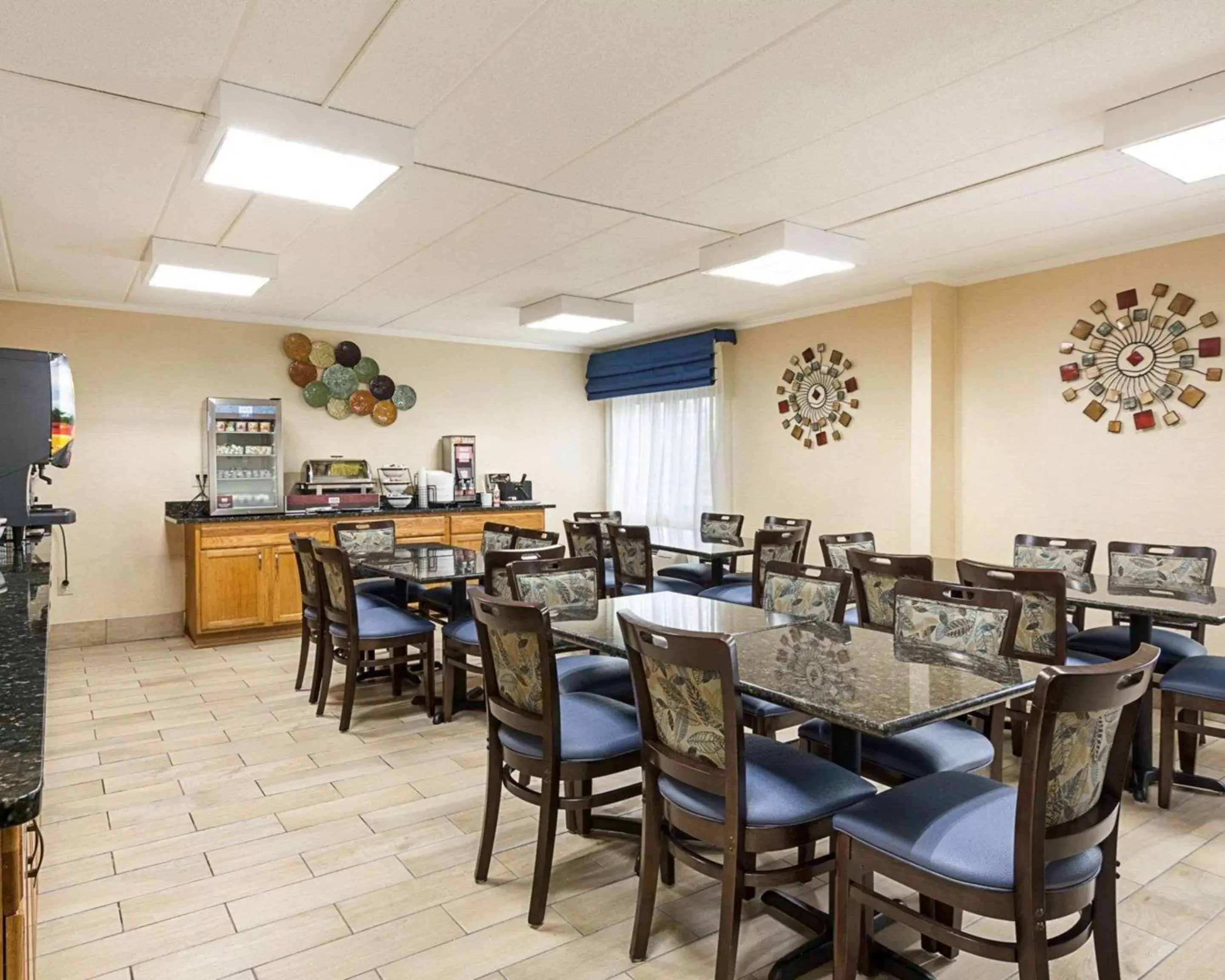 Restaurant/places to eat in Comfort Inn Oxon Hill Restaurant/places to eat in Comfort Inn Oxon Hill