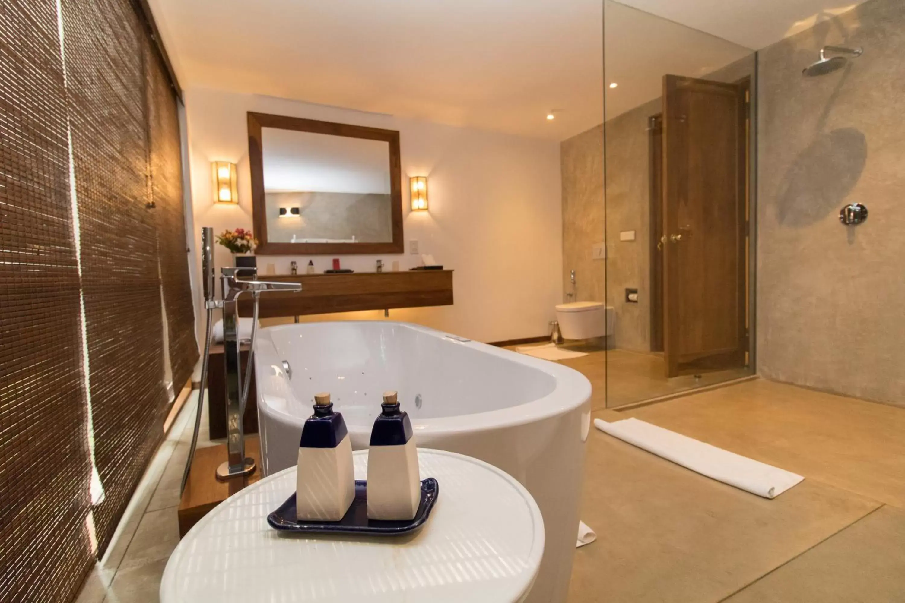 Toilet, Bathroom in Kings Pavilion Luxury Hotel