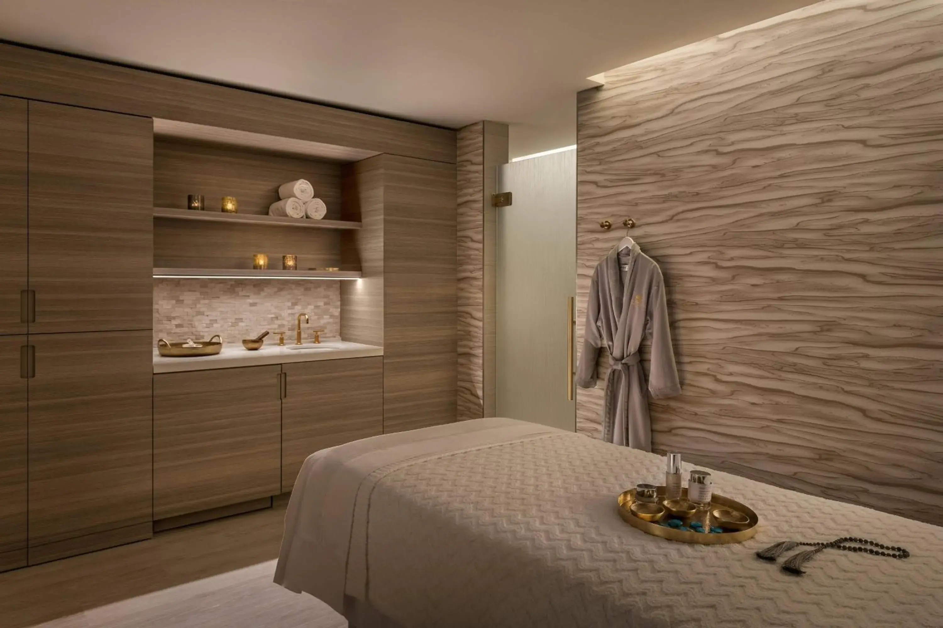 Spa and wellness centre/facilities, Bed in The Canyon Suites At The Phoenician, A Luxury Collection Resort