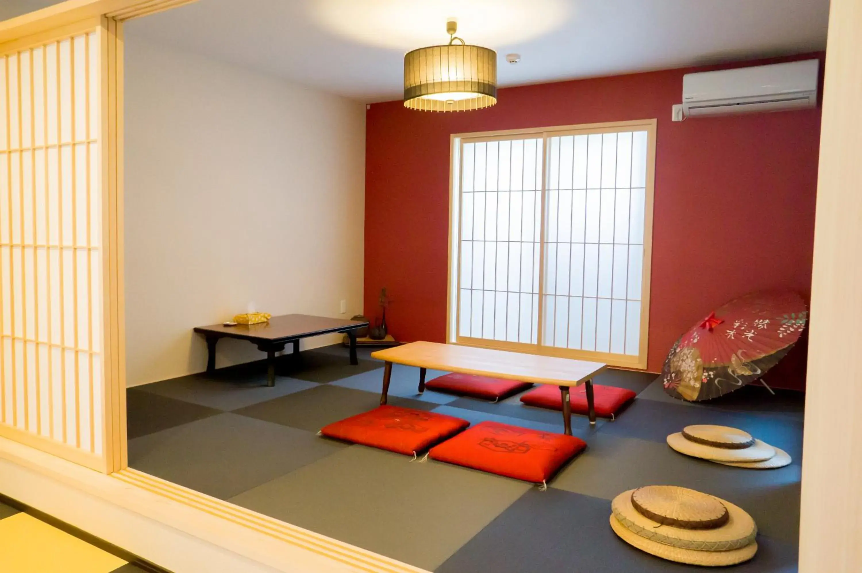 Communal lounge/ TV room, Seating Area in Fujitaya BnB