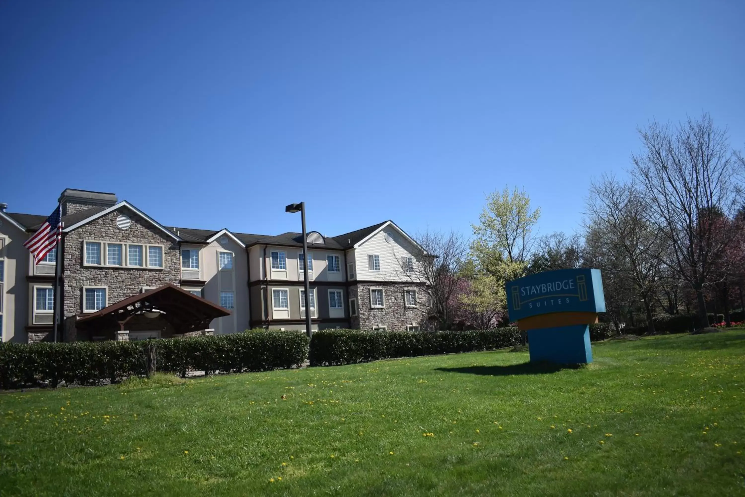 Facade/entrance, Property Building in Staybridge Suites Cranbury - South Brunswick, an IHG Hotel