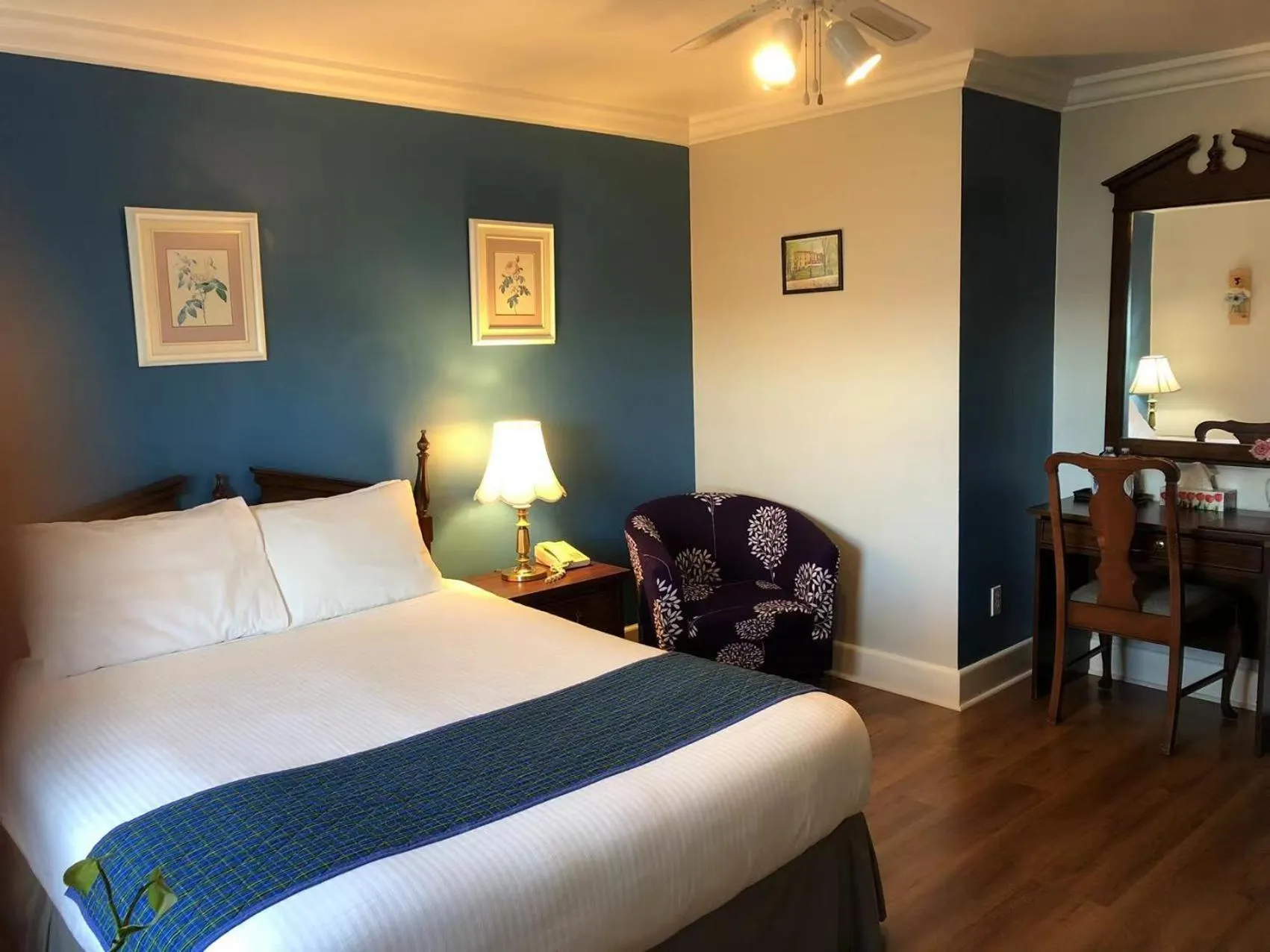 Bed in Braeside Country Inn