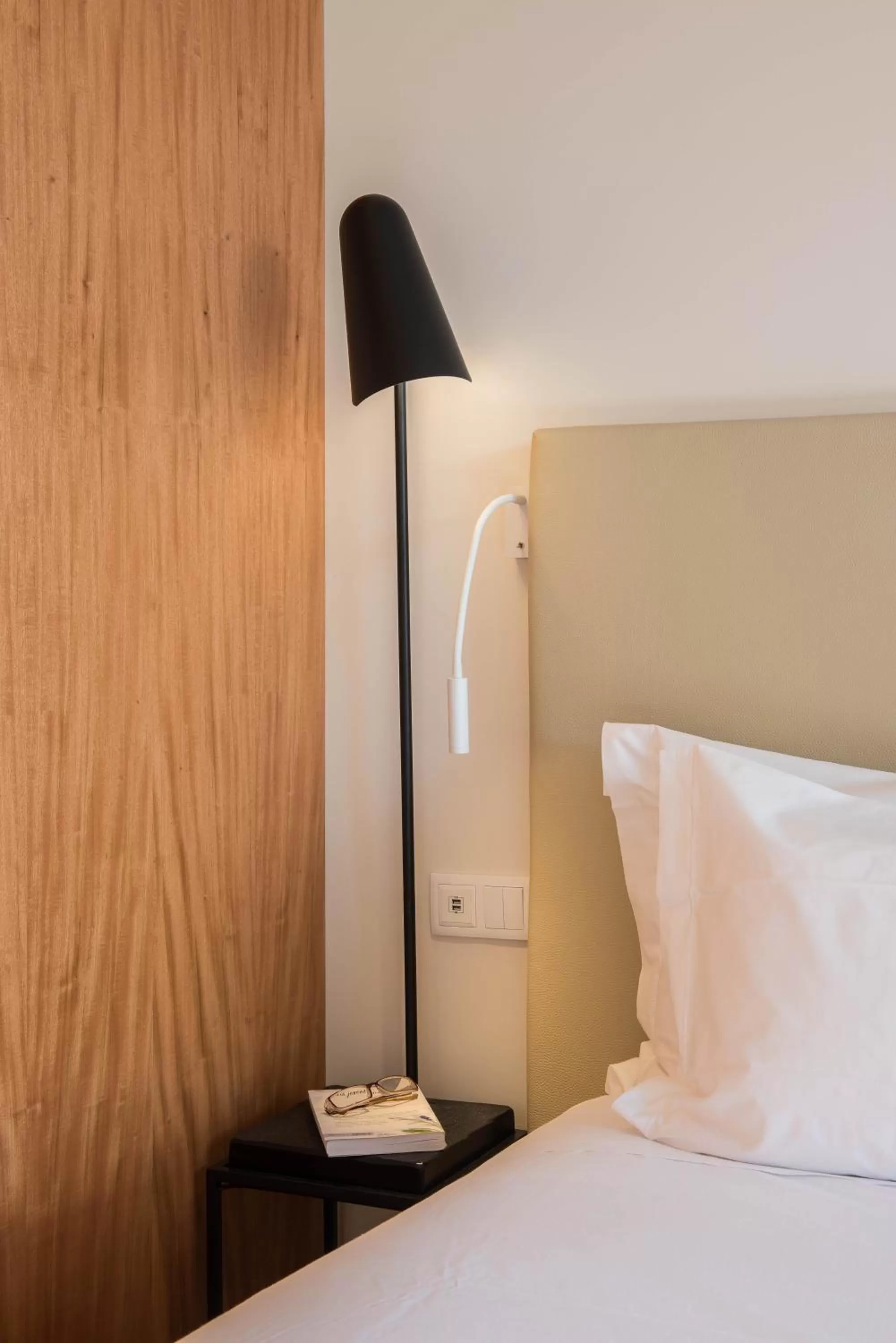 Bed in Aroeira Lisbon Hotel - Sea & Golf