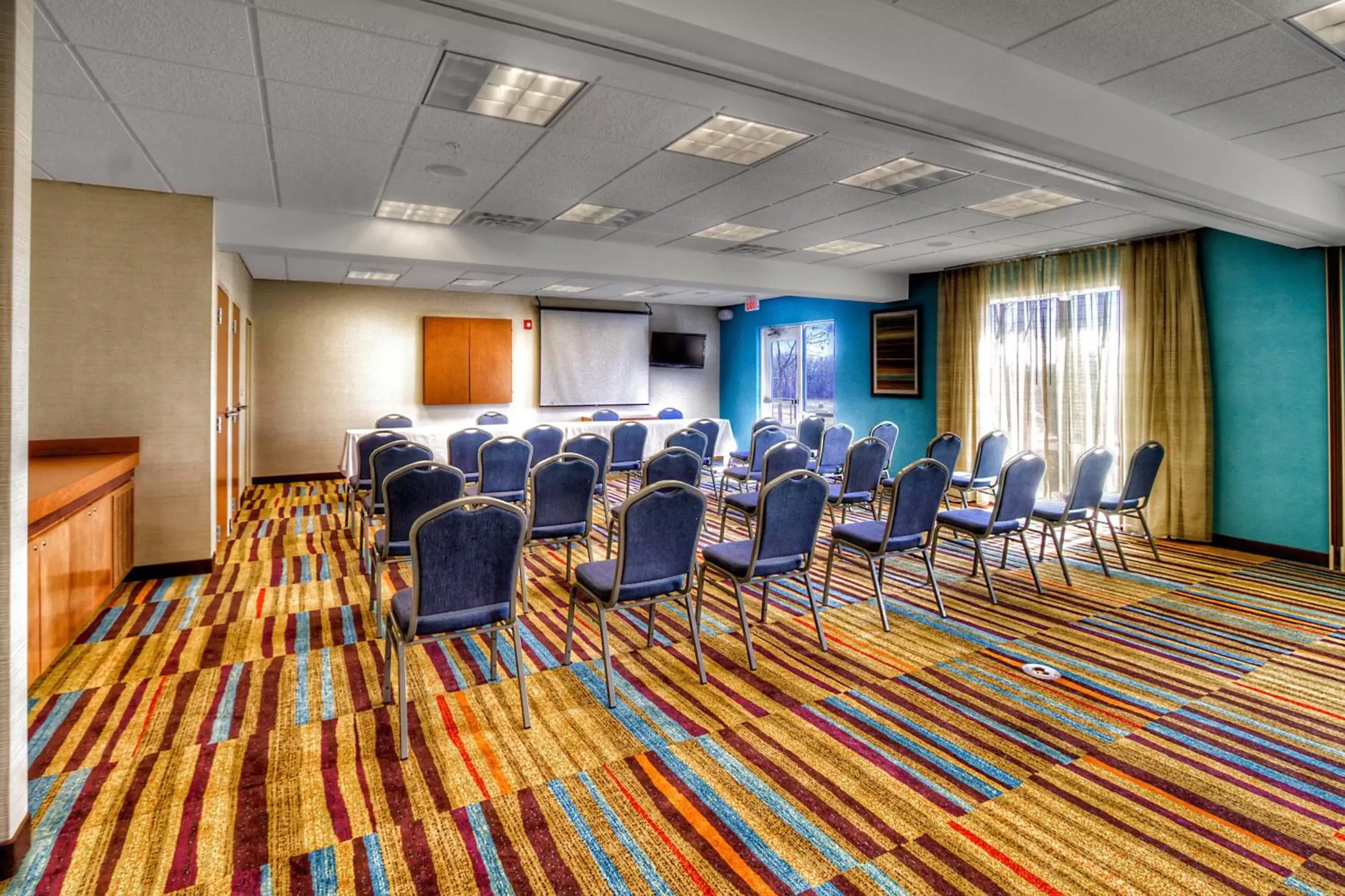 Meeting/conference room in Fairfield Inn & Suites by Marriott Edmond