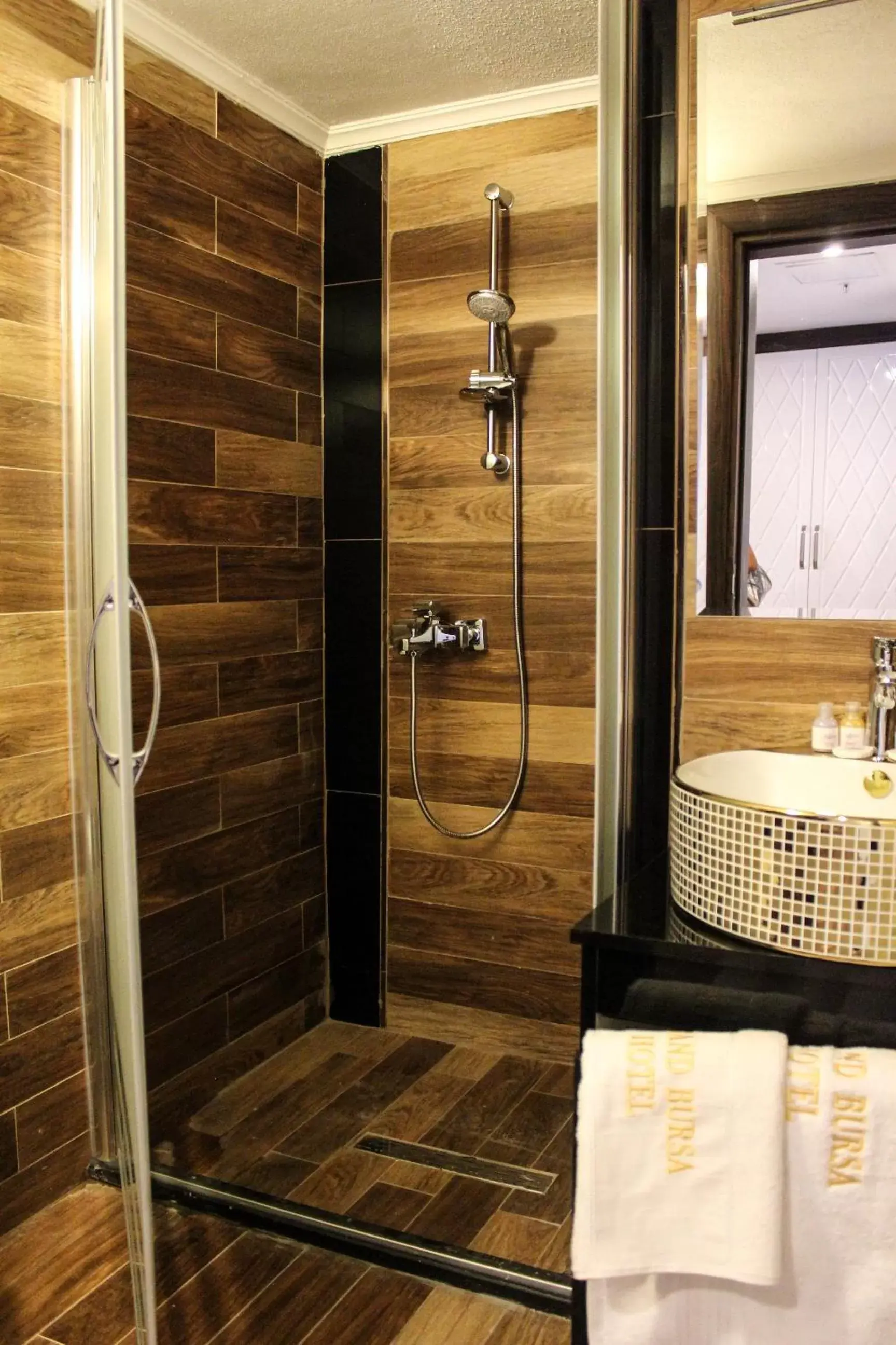 Bathroom in Grand Bursa Hotel