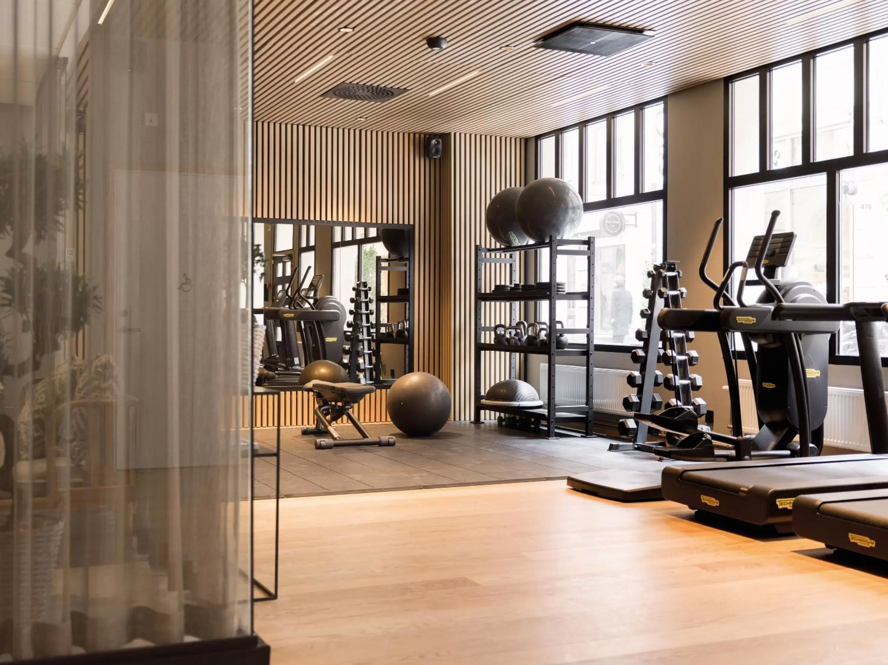 Fitness centre/facilities, Fitness Center/Facilities in Elite Hotel Adlon