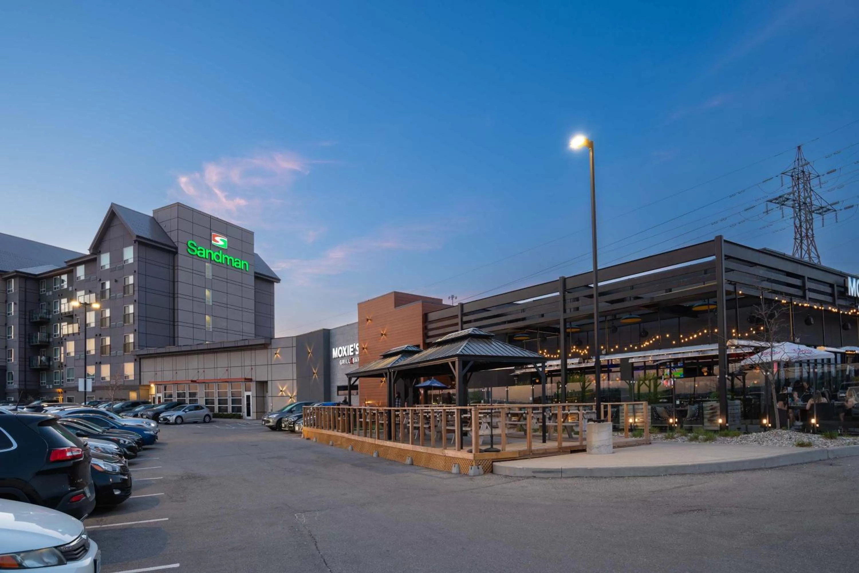 Property building in Sandman Hotel Hamilton