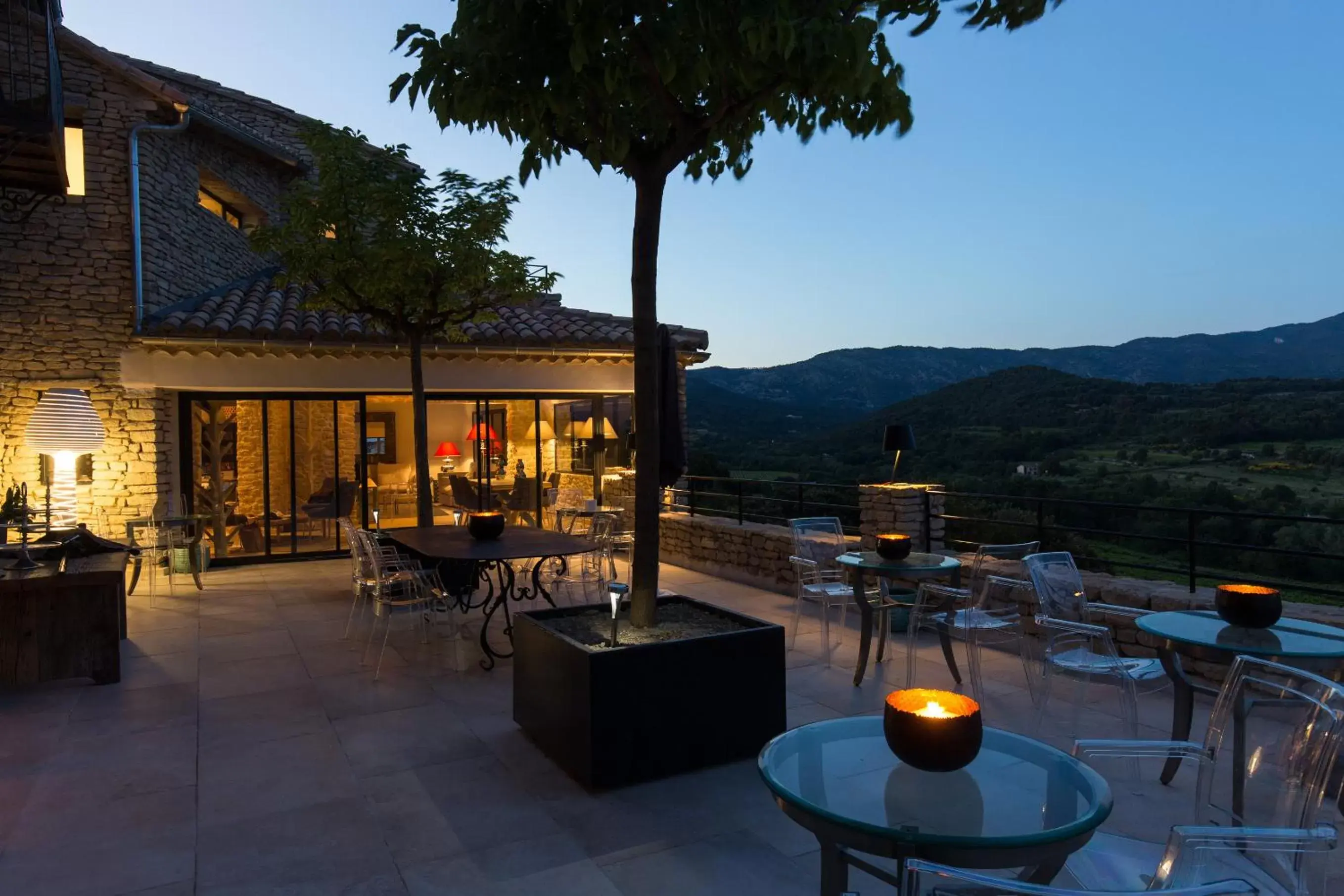 Balcony/Terrace, Patio/Outdoor Area in Hôtel La Maison de Crillon