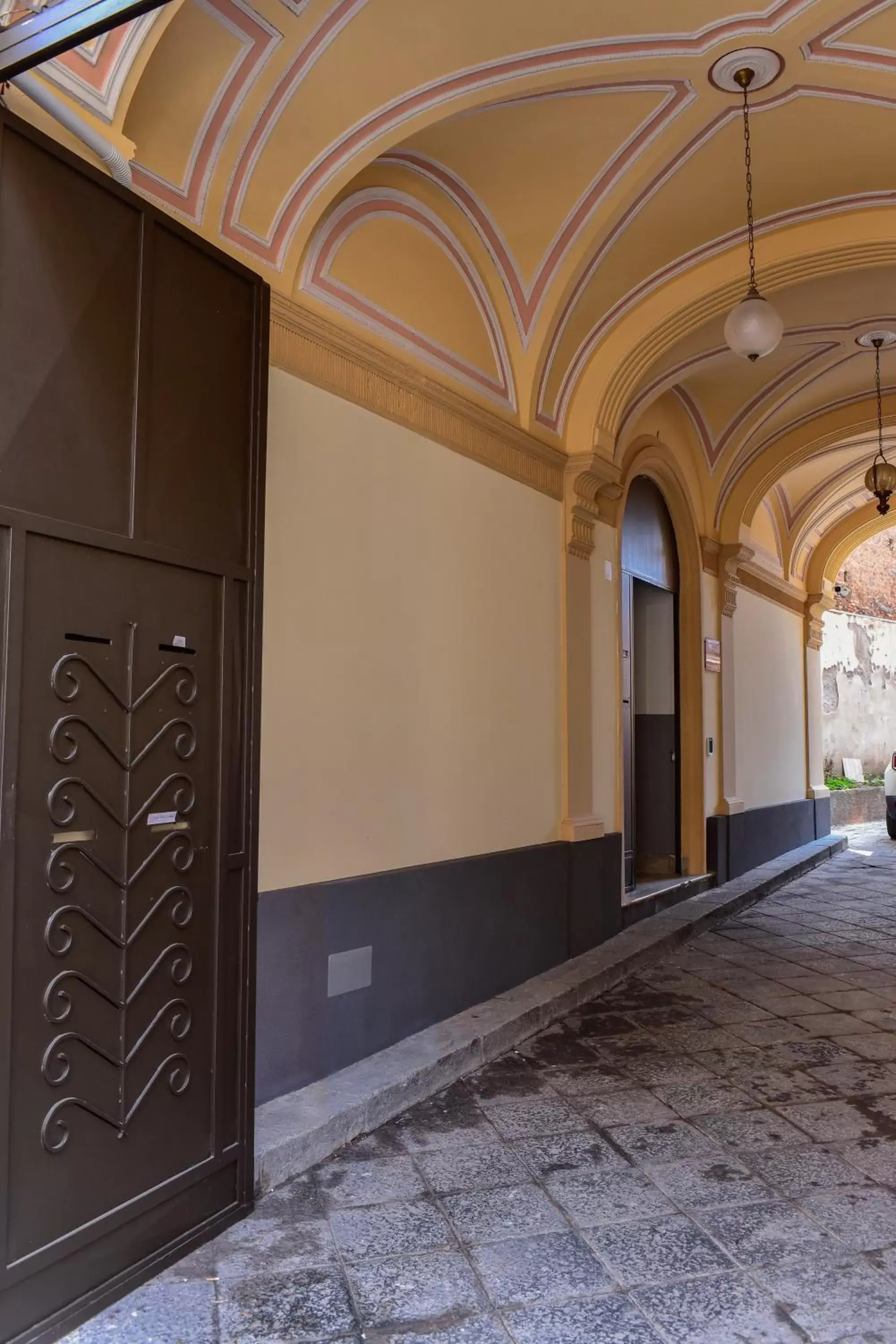 Facade/entrance in Palazzo degli Affreschi