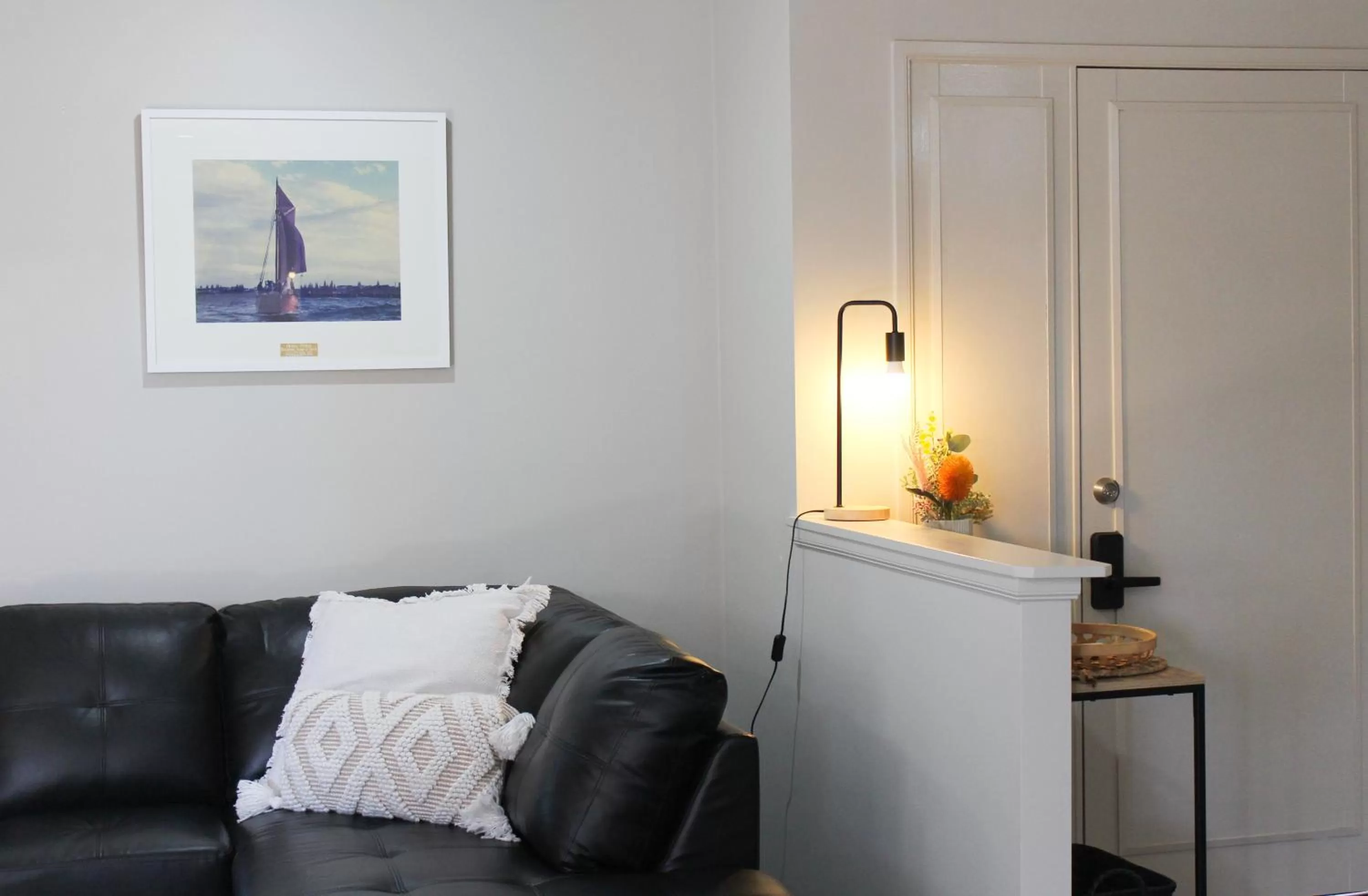 Living room in Yamba Twin Pines Motel