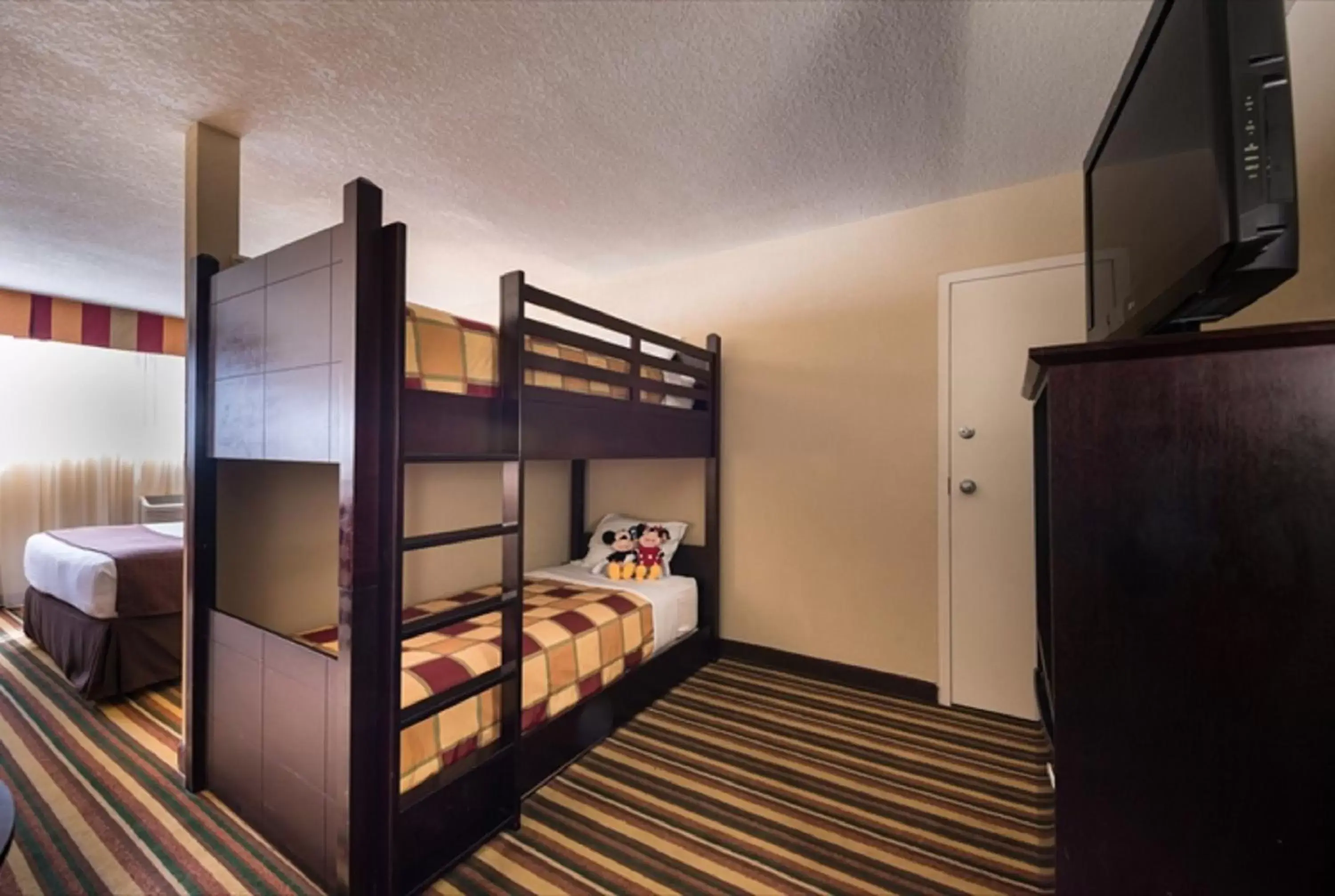 Photo of the whole room, Bunk Bed in Holiday Inn & Suites Orlando SW - Celebration Area, an IHG Hotel