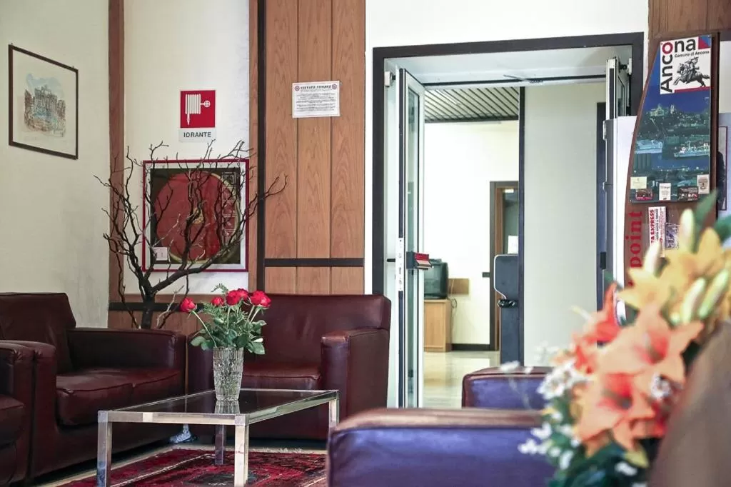 Seating area in Hotel Fortuna