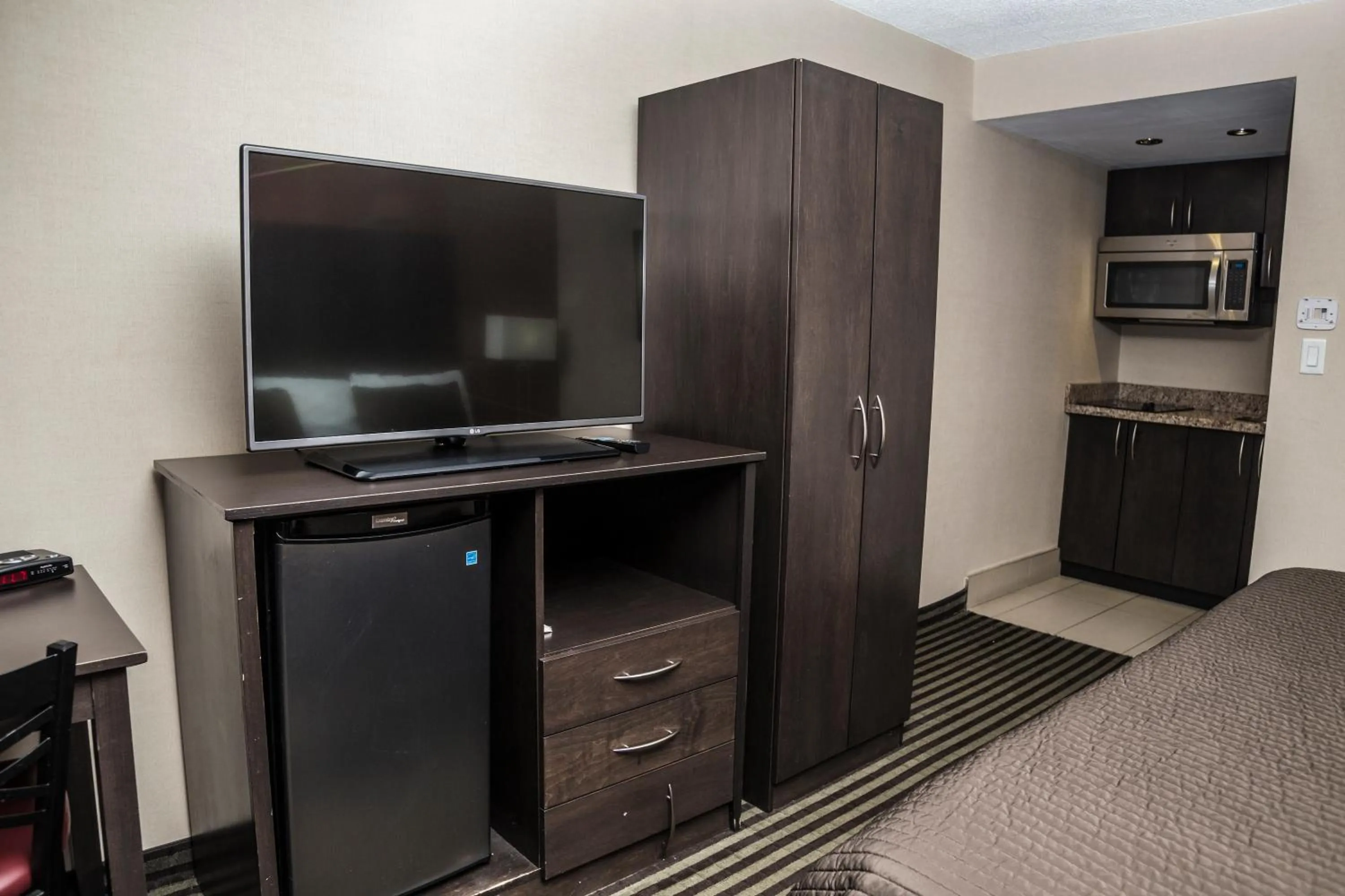 Decorative detail in Mississauga Gate Inn