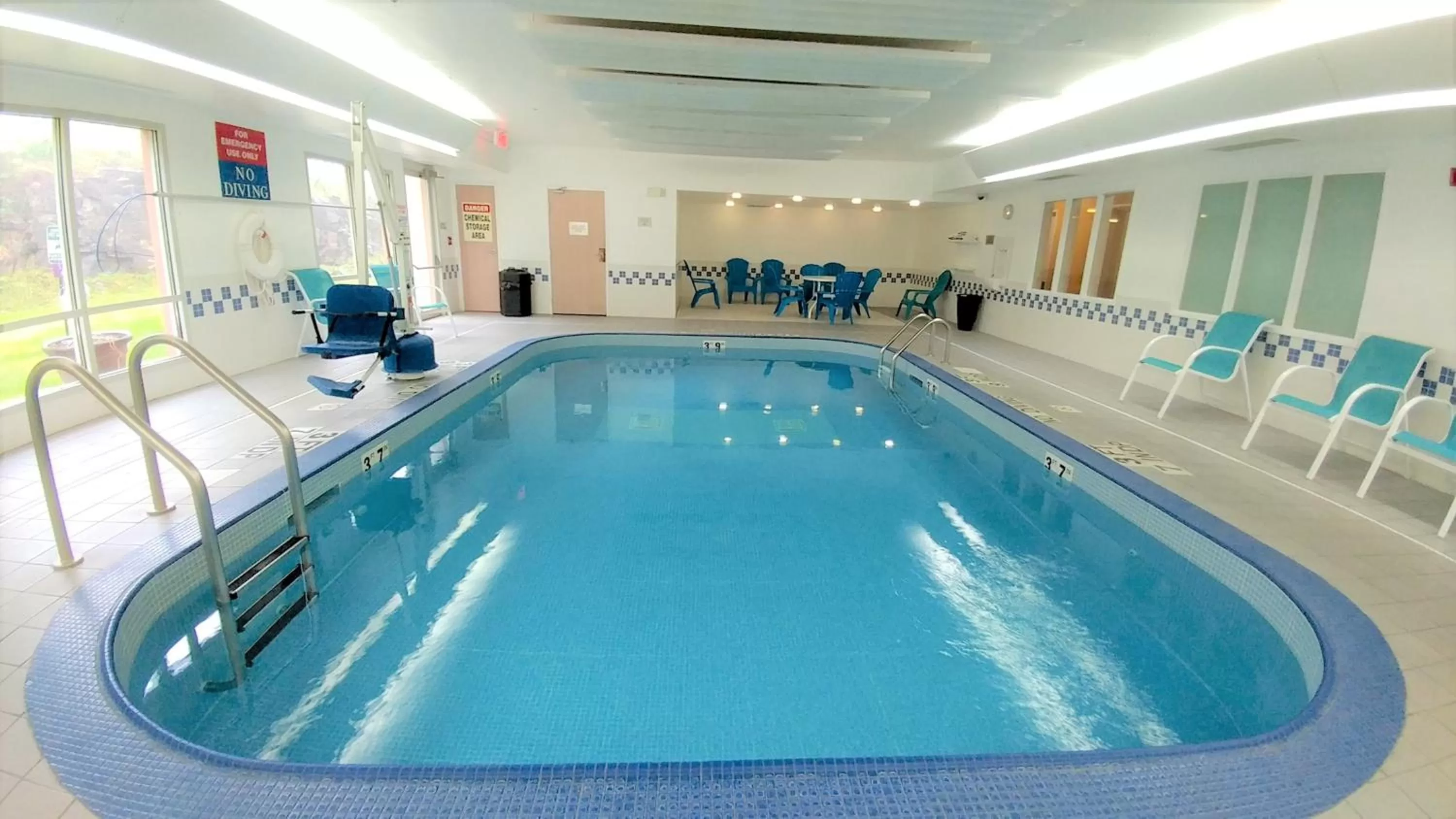 Swimming pool in AmericInn by Wyndham Duluth