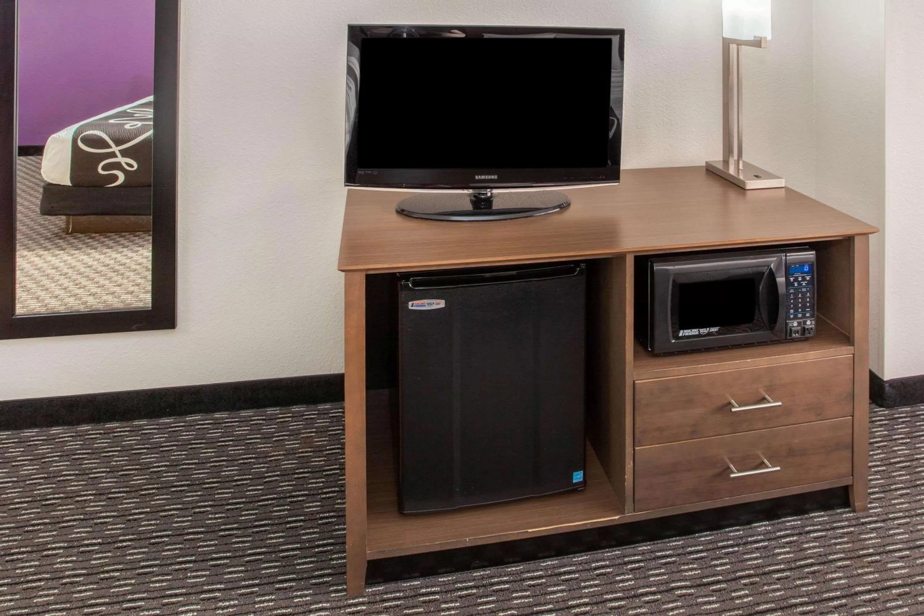 Queen Room with Two Queen Beds and Roll-In Shower - Mobility/Hearing Accessible - Non-Smoking in La Quinta by Wyndham Lubbock West Medical Center