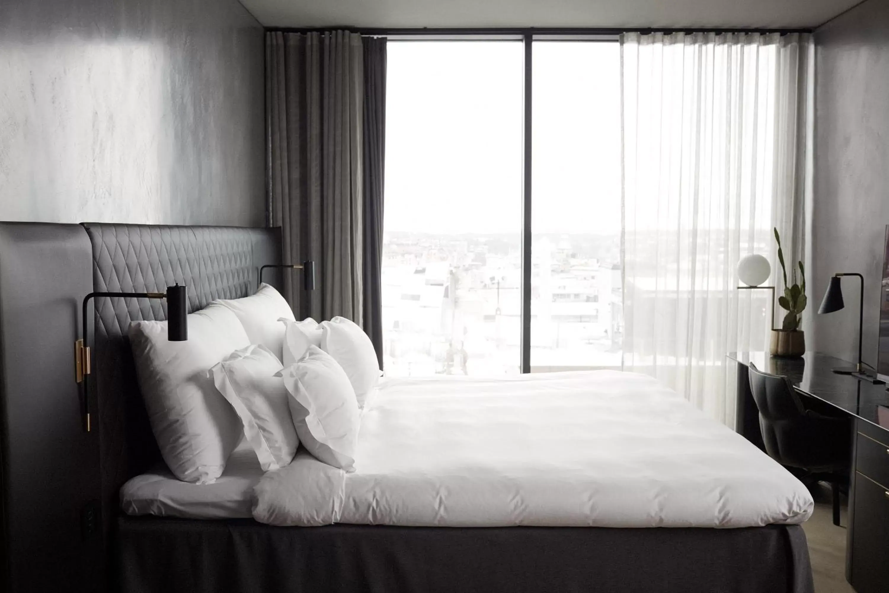 Bed in At Six Bed in At Six